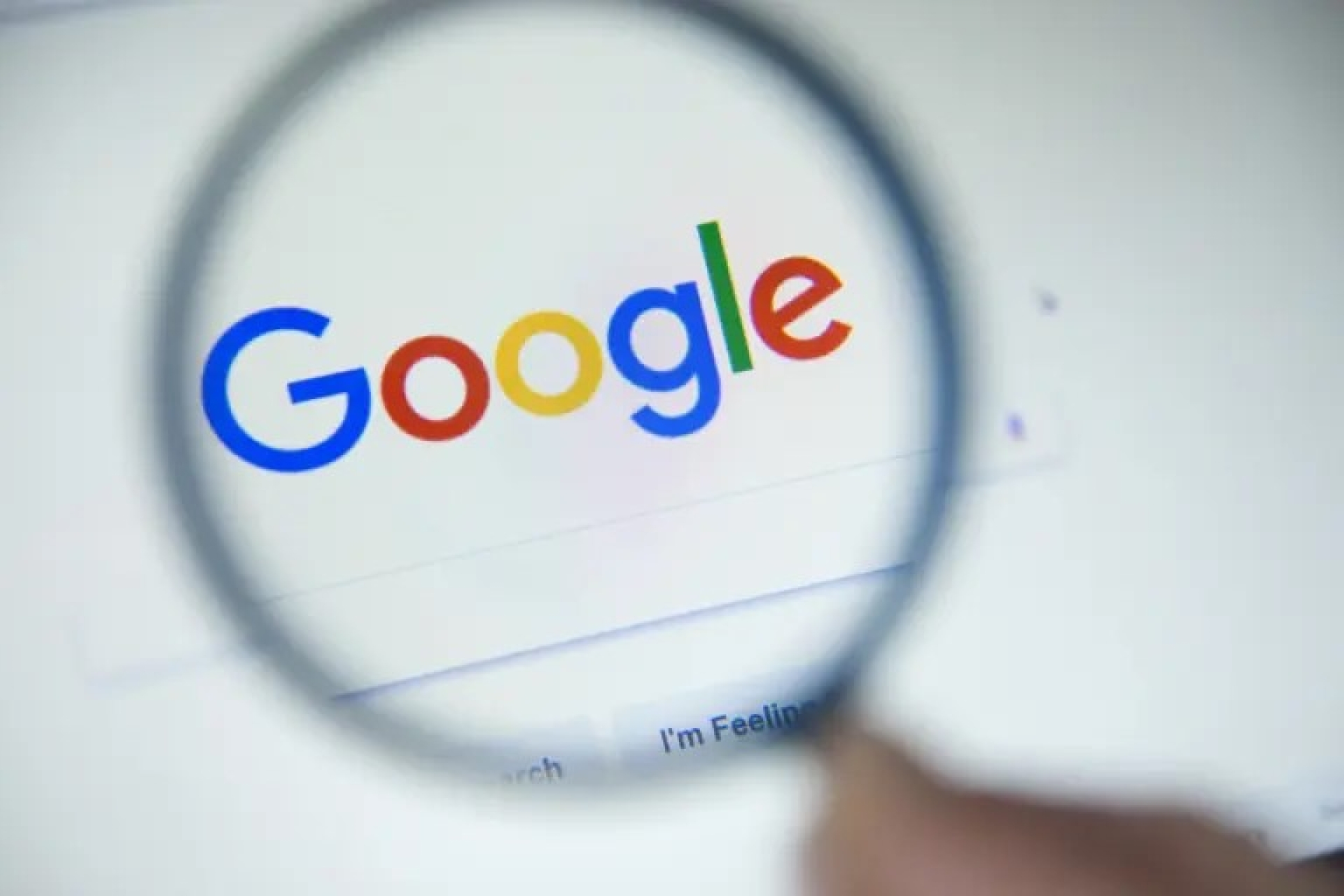 Consumidores en España preparan demanda contra Google por presunta invasión a la privacidad