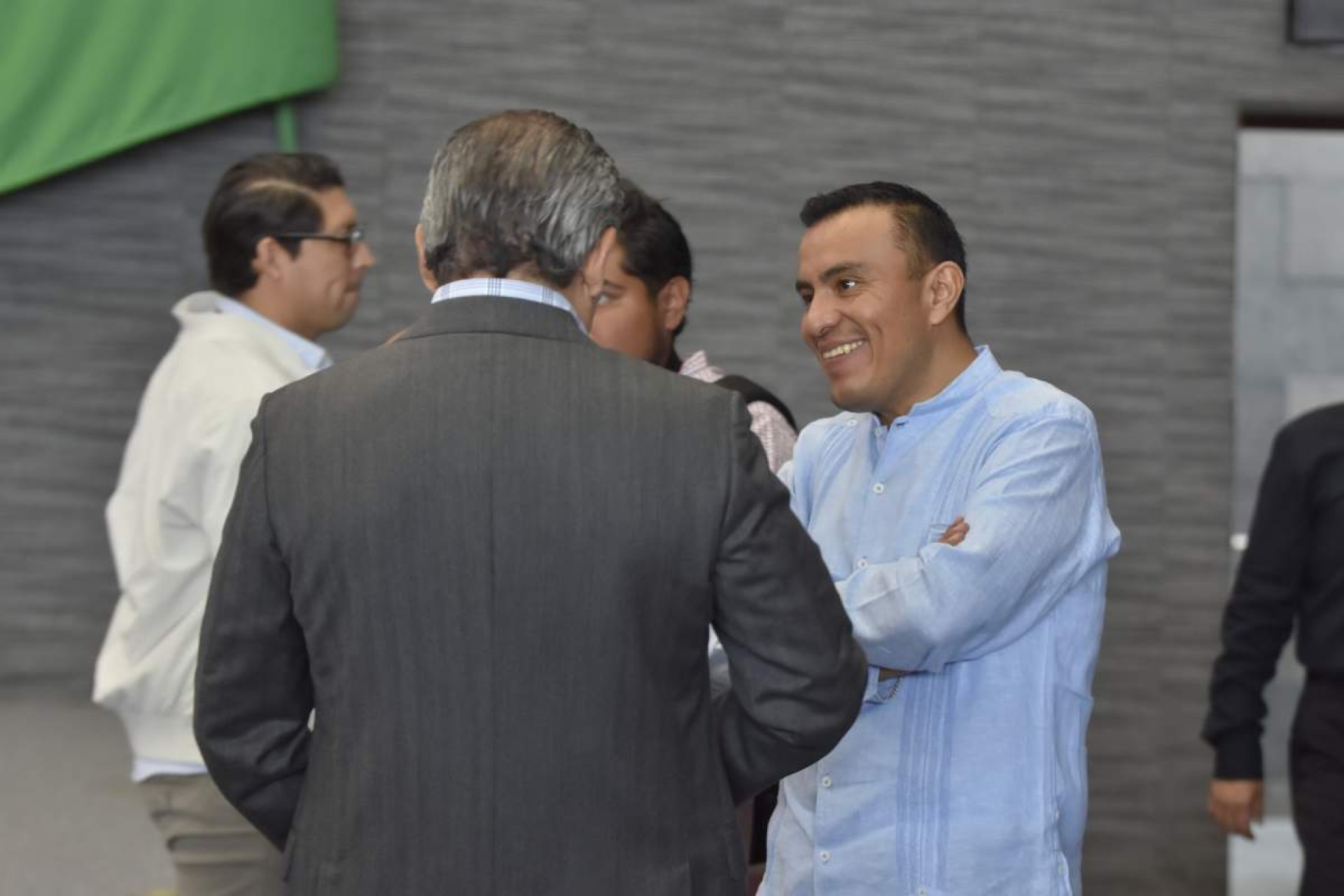 Busca Congreso limitar beneficios de exfiscales
