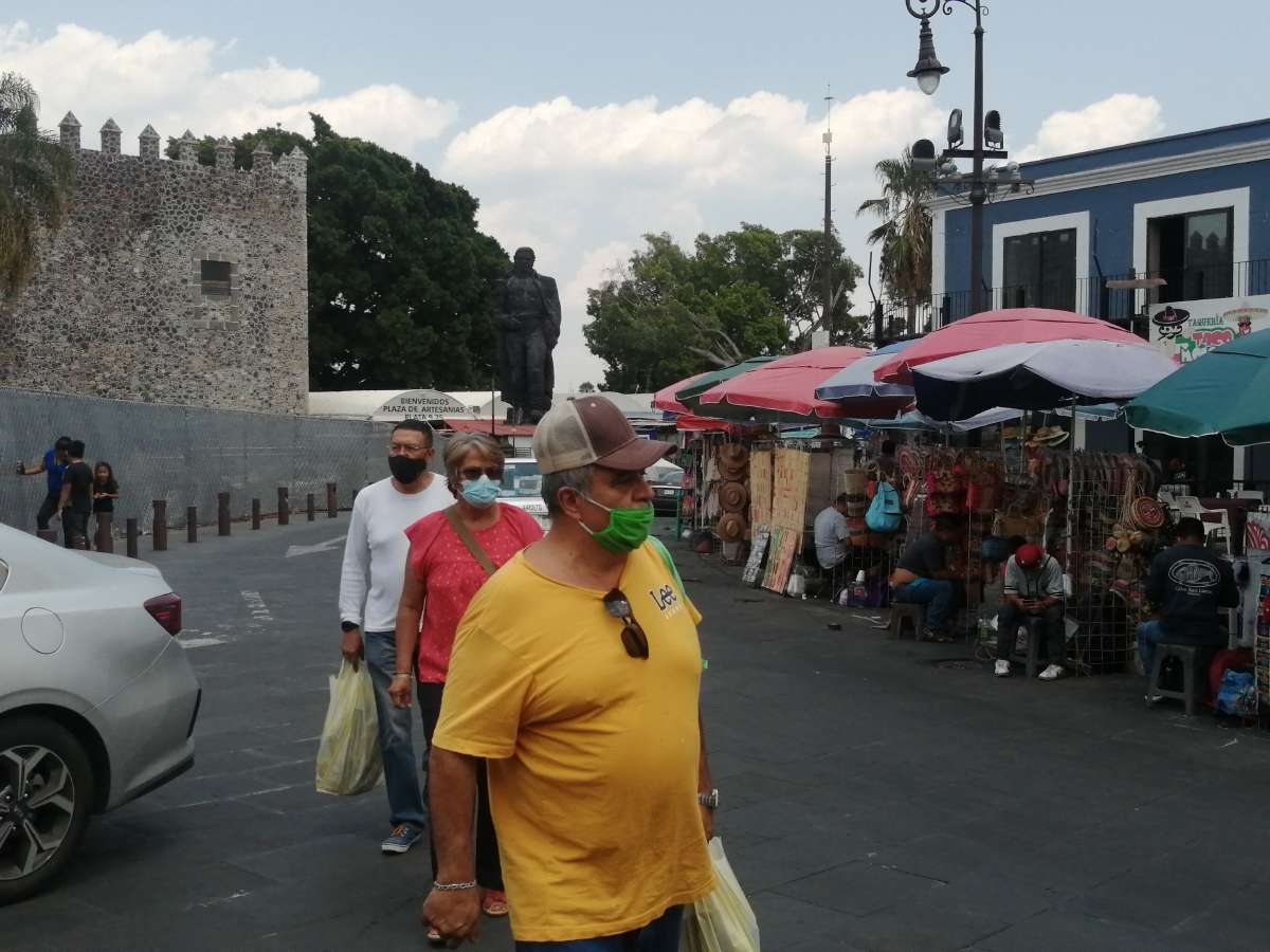 Médicos cirujanos mantendrán resguardo por falta de vacuna