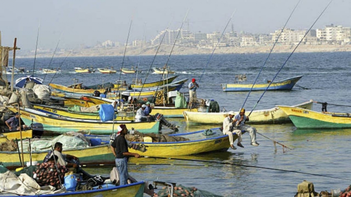 Israel cierra zona de pesca de Gaza por lanzamiento de cohetes