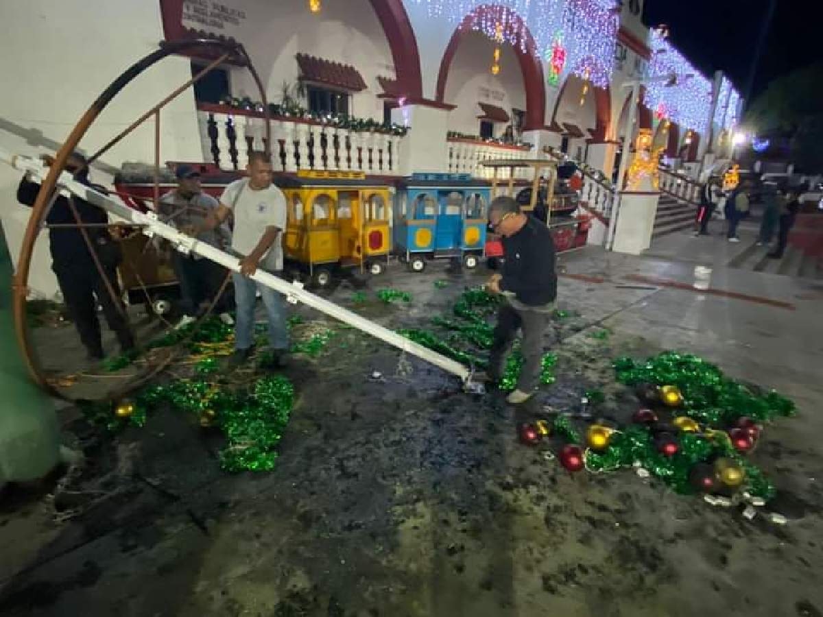 Tetecala se queda sin árbol navideño