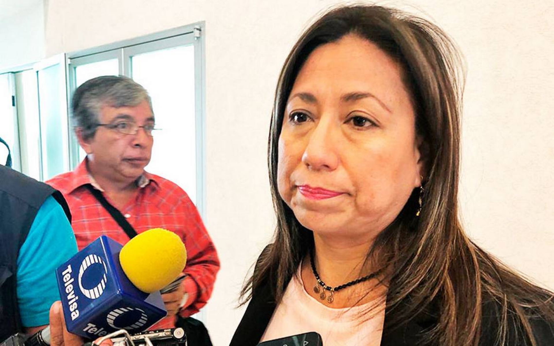 Pide Flores Espinoza a alcaldes dejar confrontación