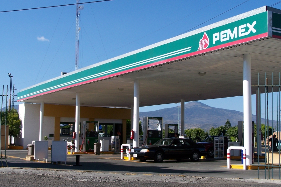 Con ajuste, Pemex apenas puede aspirar a mantener su producción pero nunca a aumentarla
