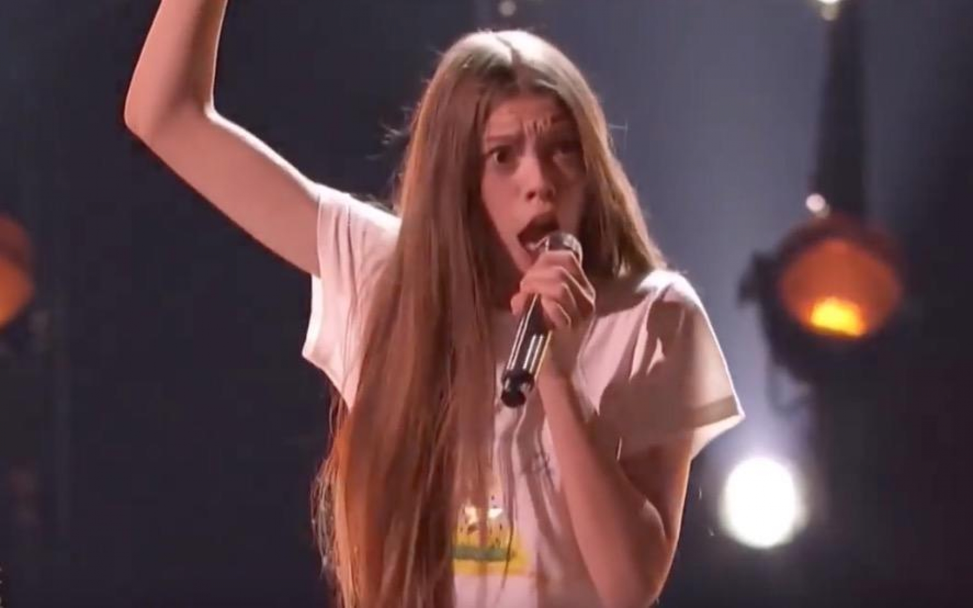 VIDEO: Joven de 14 años paraliza al público de 'America's Got Talent'