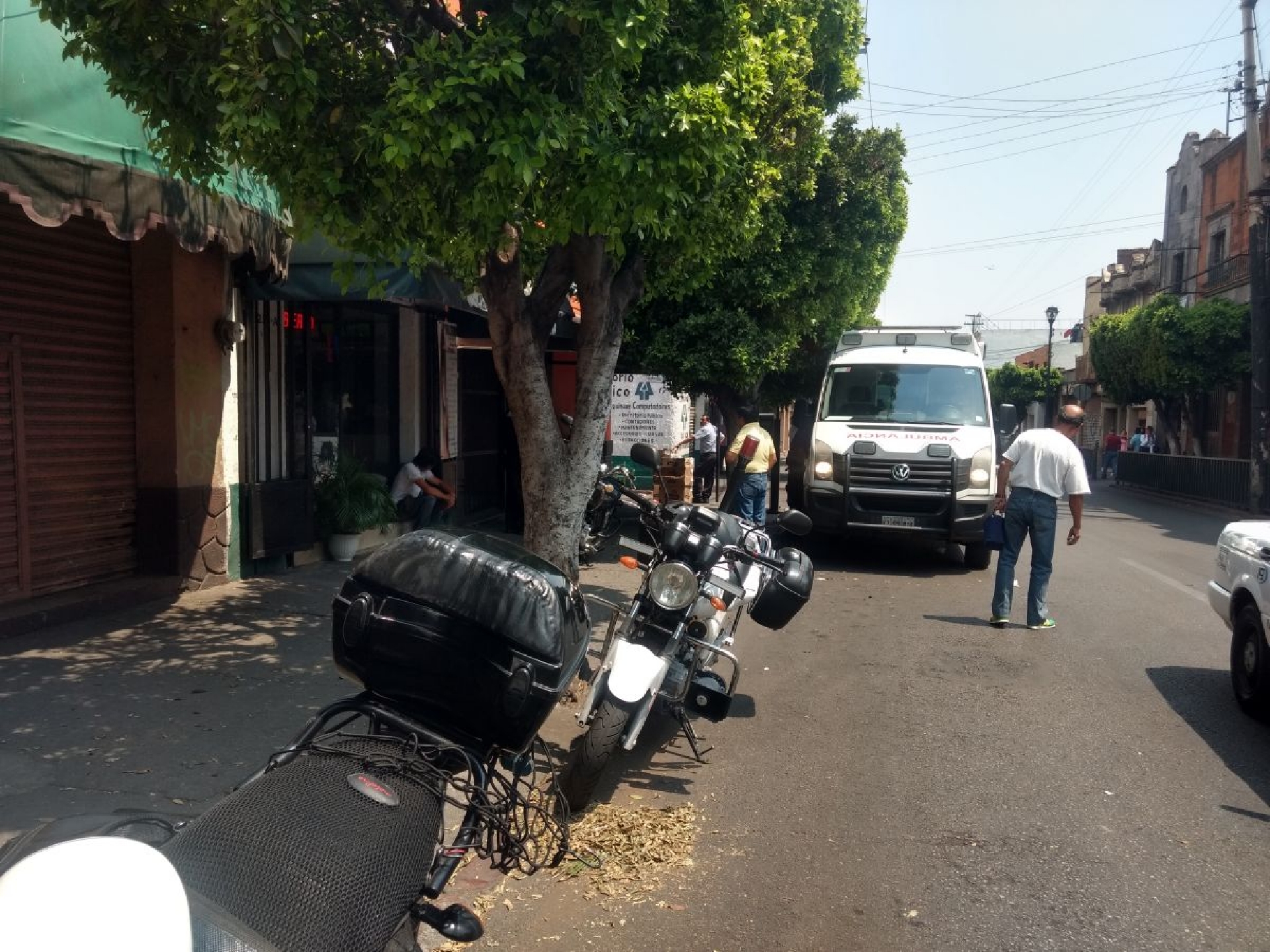 Murió de un infarto en una tienda de abarrotes