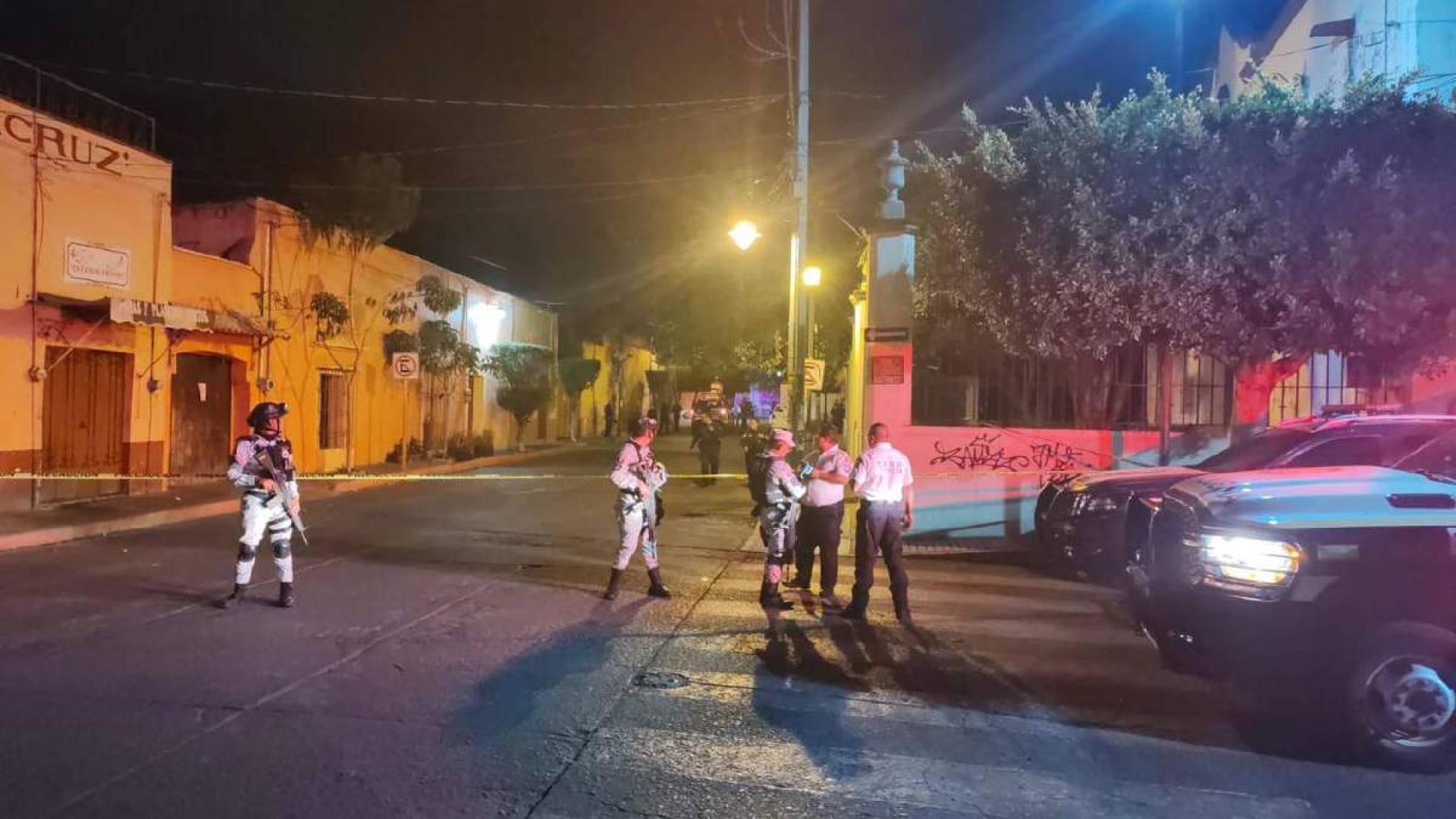 Atacan a balazos a taxista en Cuautla