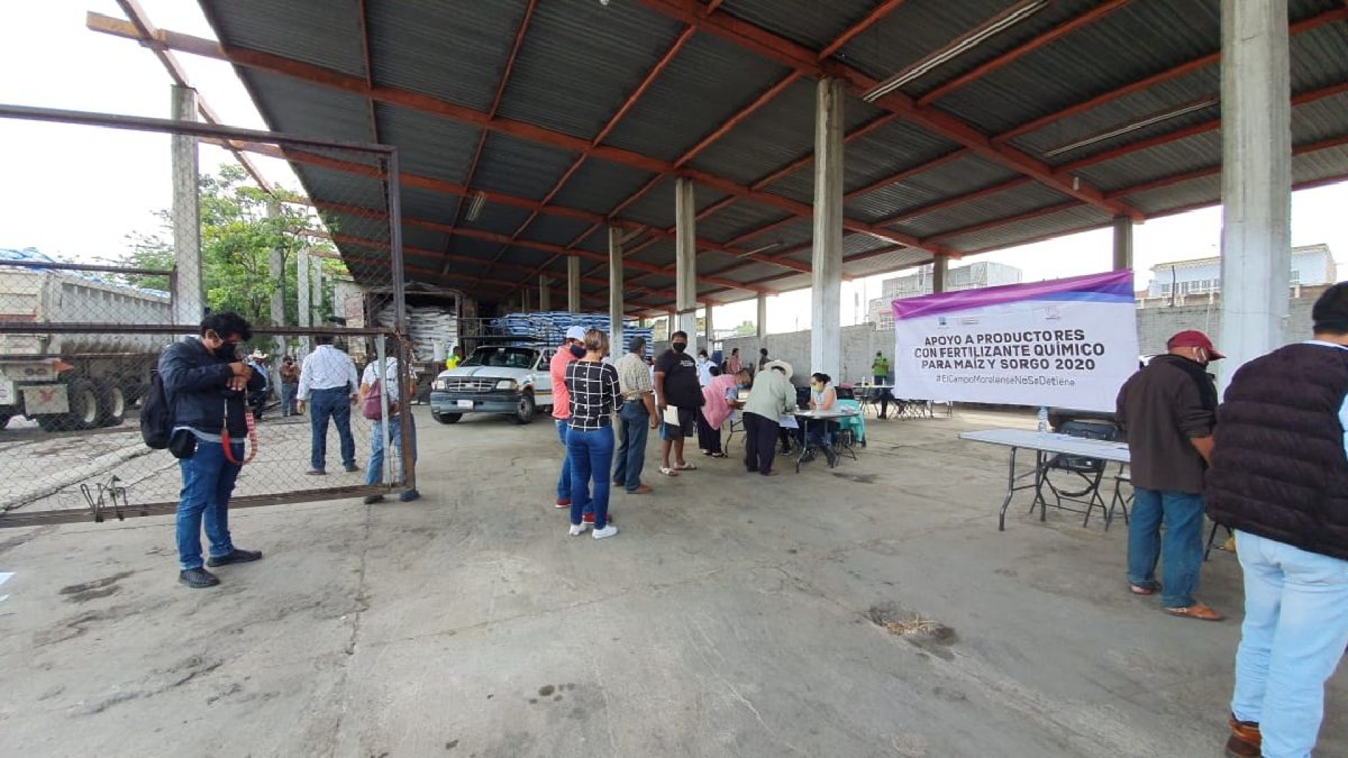 Agricultores de Cuautla reciben 220 toneladas de fertilizante
