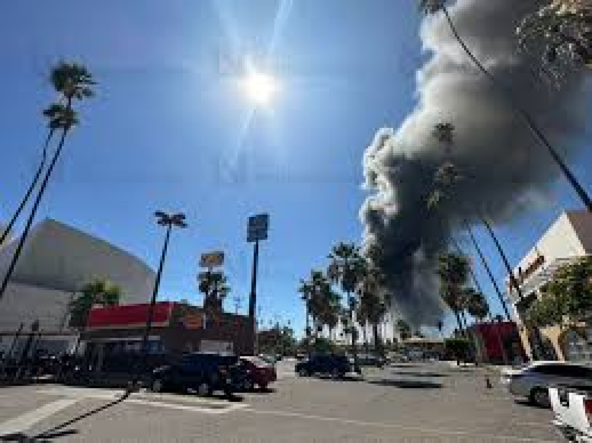 Aumentan a 46 los heridos por incendio en Los Mochis; hay 5 muertos
