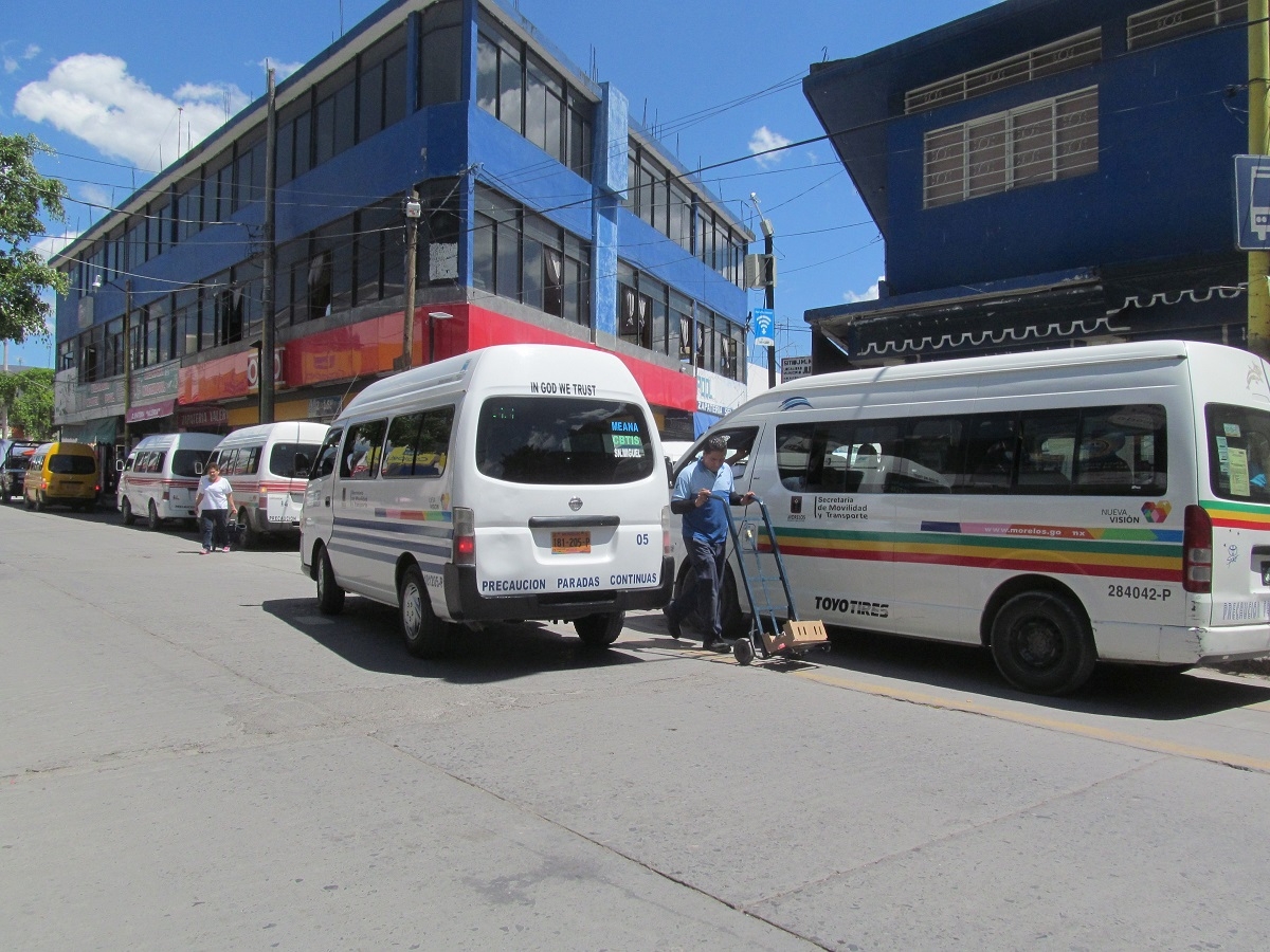 Sigue en disputa recorrido de servicio público por camino Casablanca