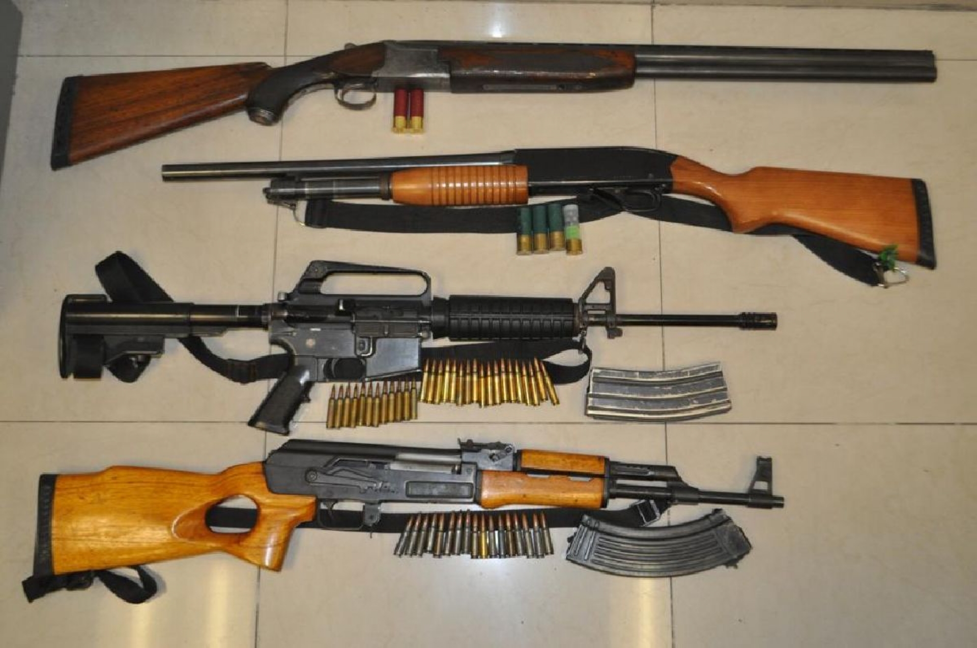 Capturan a 17 hombres armados en San José Vista Hermosa