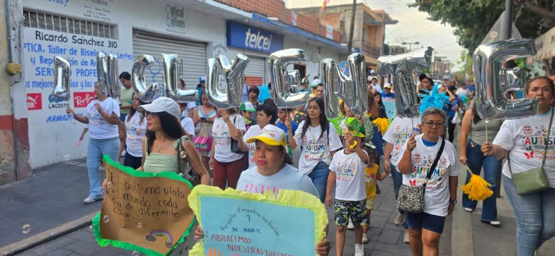 Realizan en Jojutla la Quinta Caminata por el Autismo