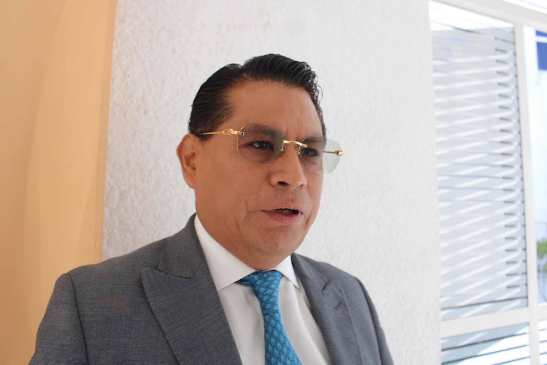 Alertan sobre fraudes de falsos contadores públicos