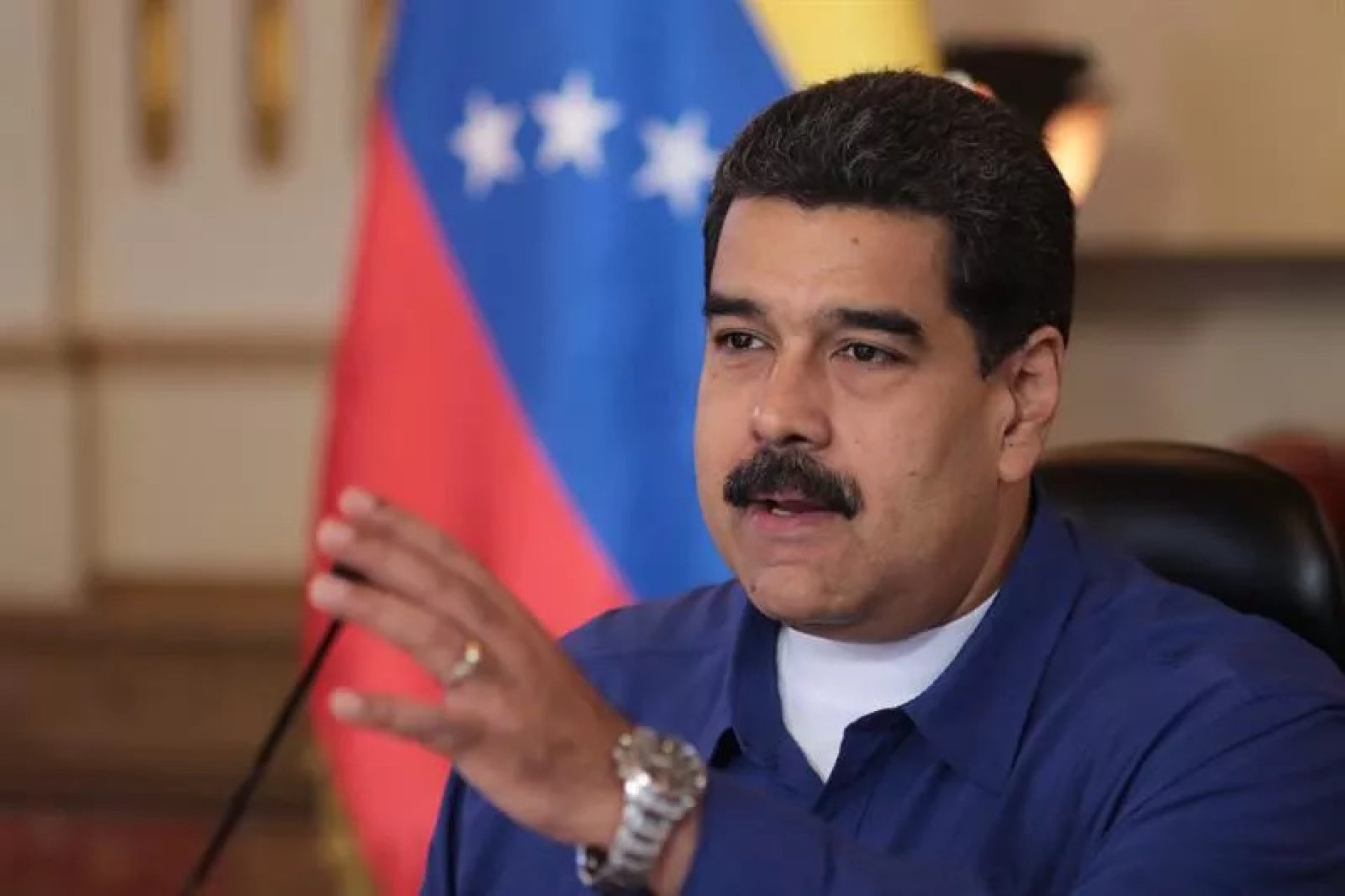Gobierno de Venezuela califica de ‘circo mediático’ recompensa de EU por Maduro