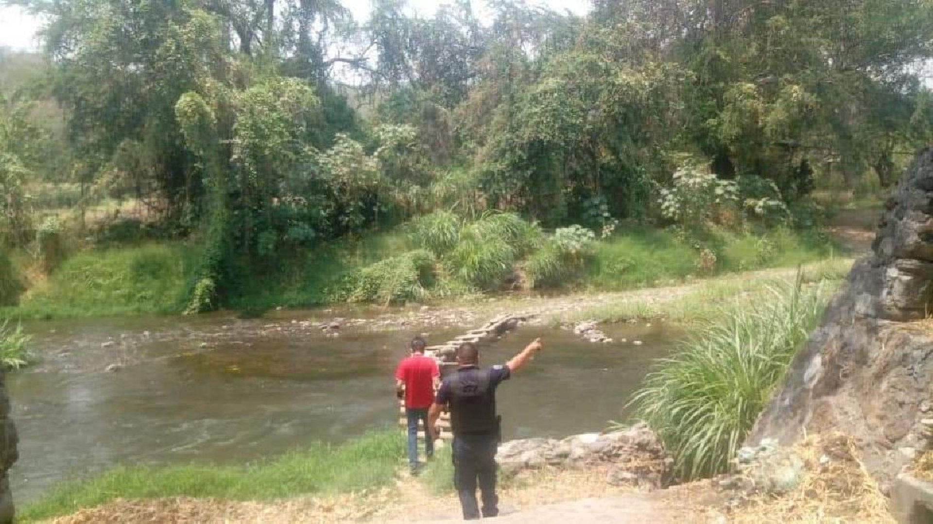 Mandan a bañistas a sus casas