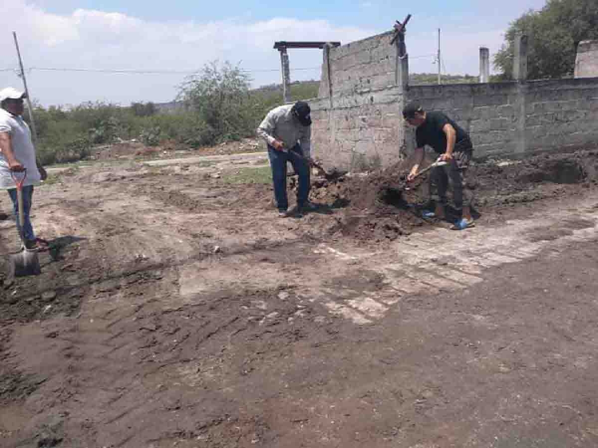 Piden arreglar el principal acceso a la laguna