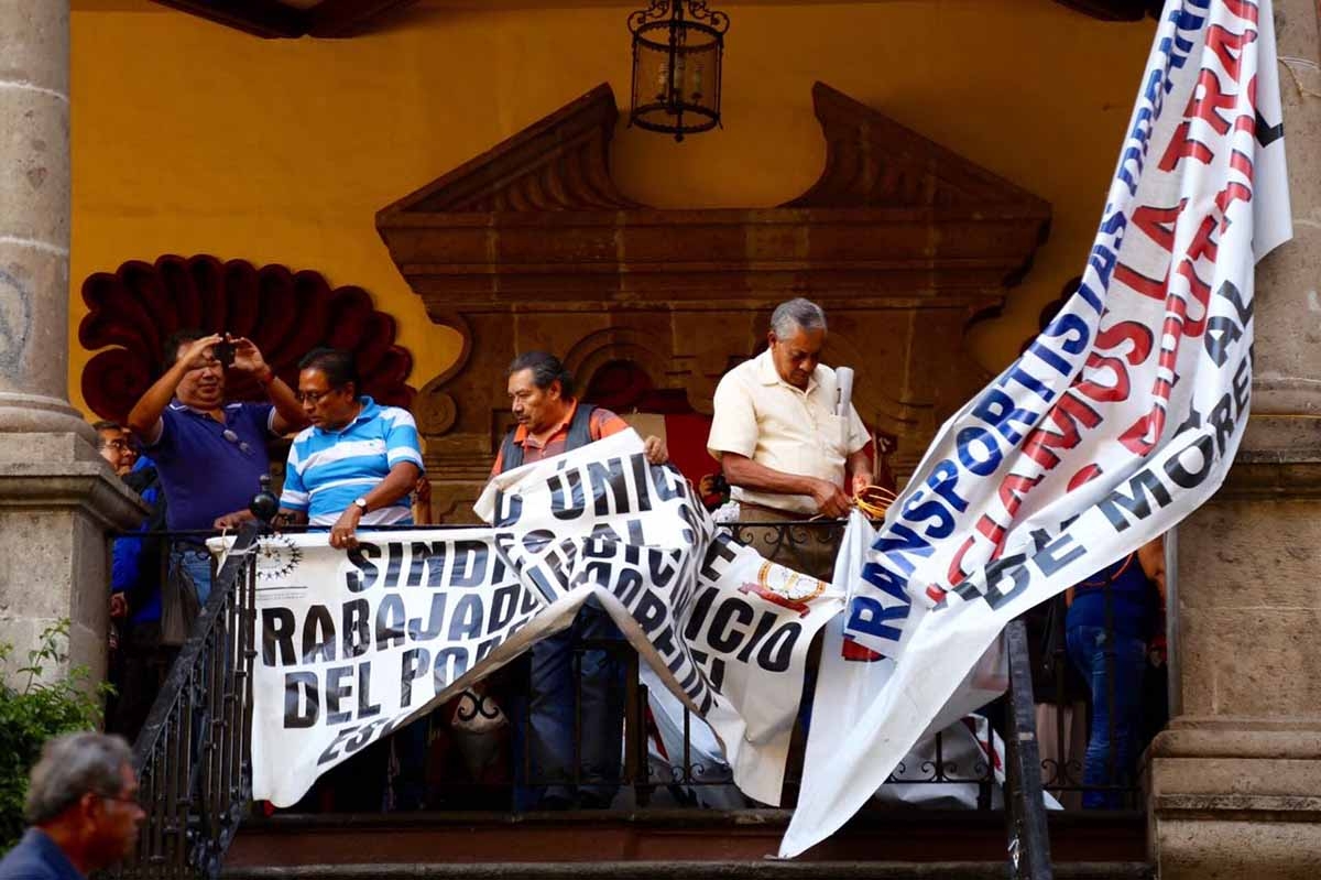 Modifican diputados Ley del Instituto de Crédito para terminar conflicto con sindicatos y jubilados