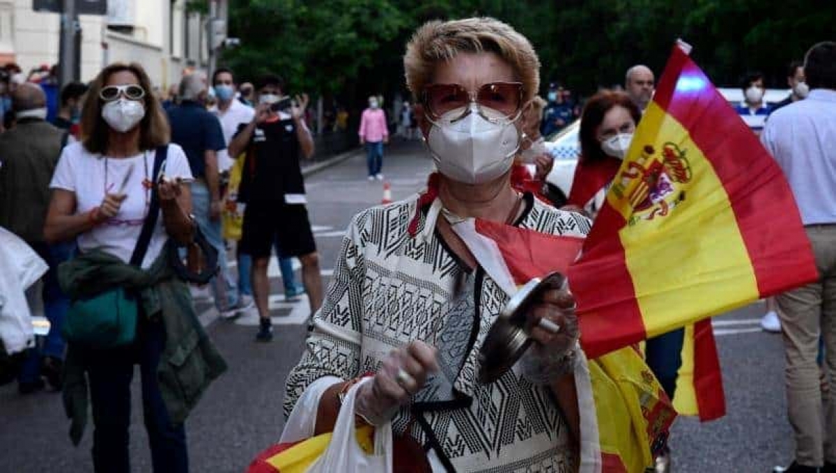 España eliminará el uso obligatorio del cubrebocas a partir del 26 de junio