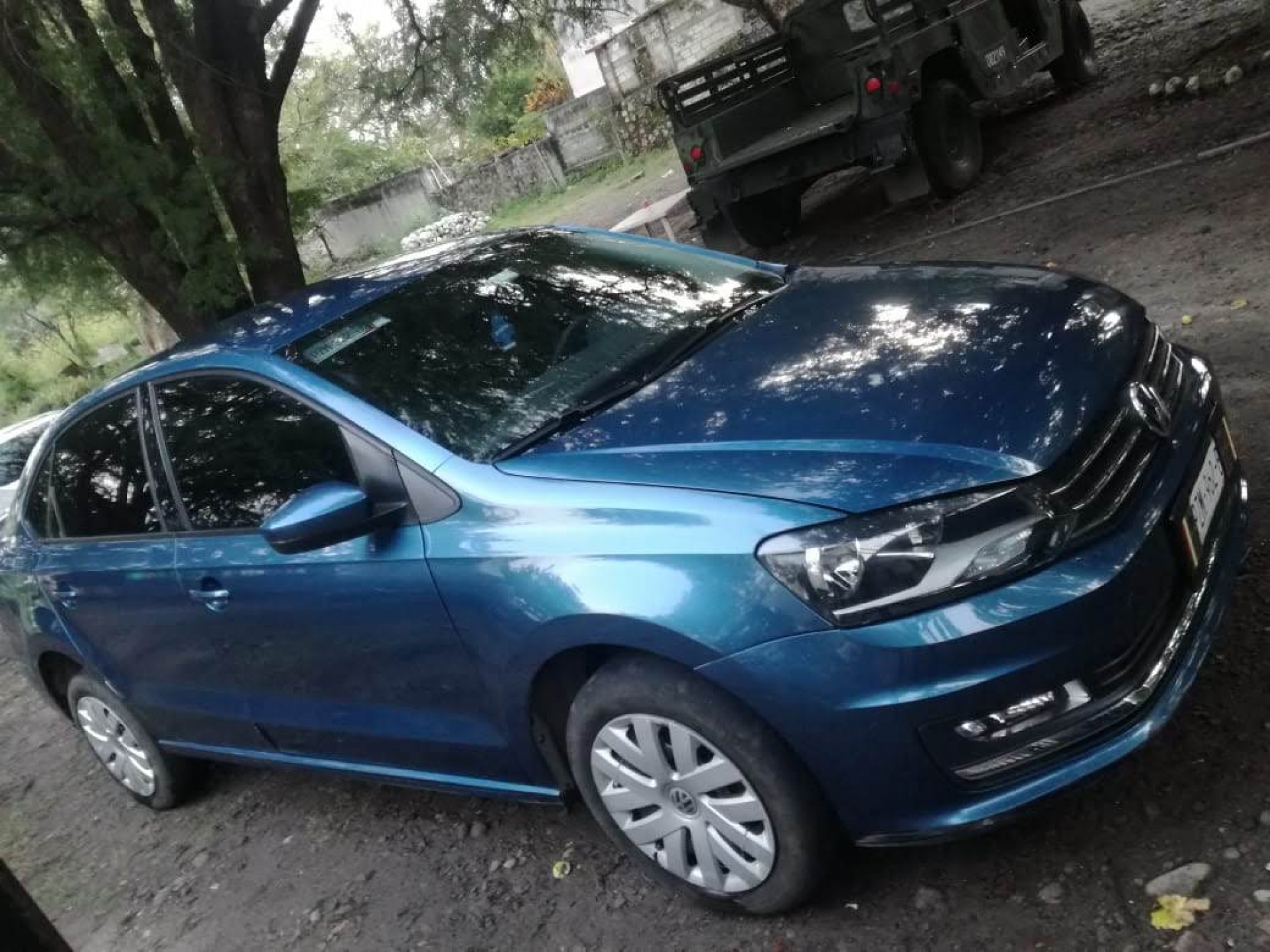 Un conductor de Uber fue despojado de su auto