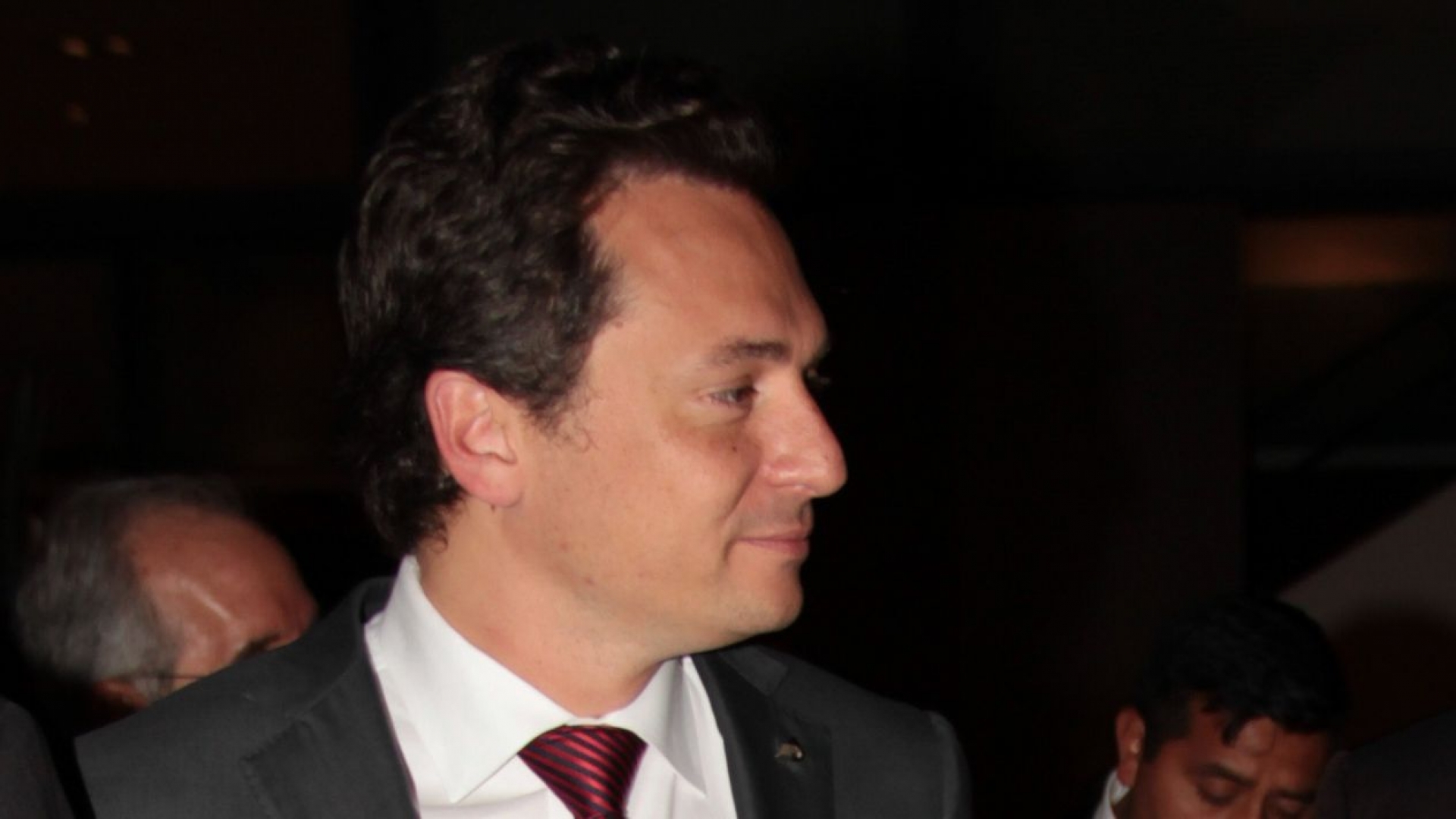 Juez español determina prisión preventiva para Emilio Lozoya, exdirector de Pemex