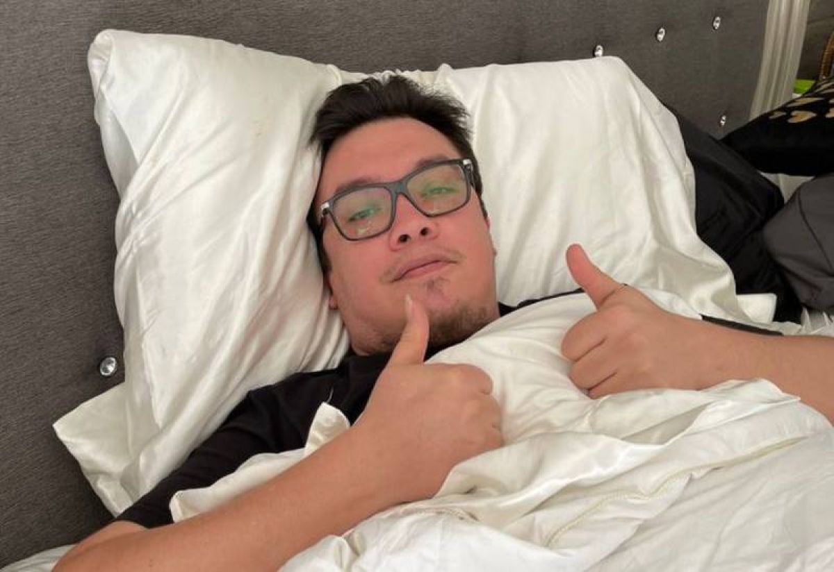 Franco Escamilla tiene COVID