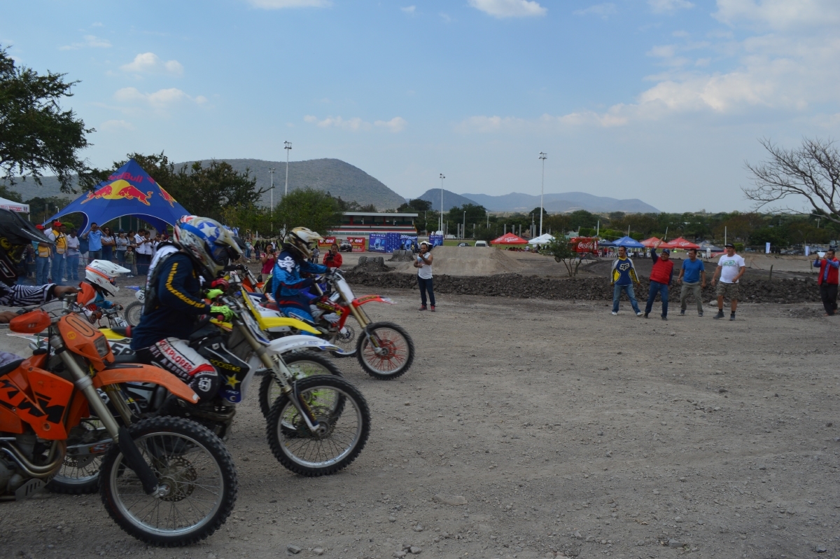 Llega el Motocross a Jonacatepec