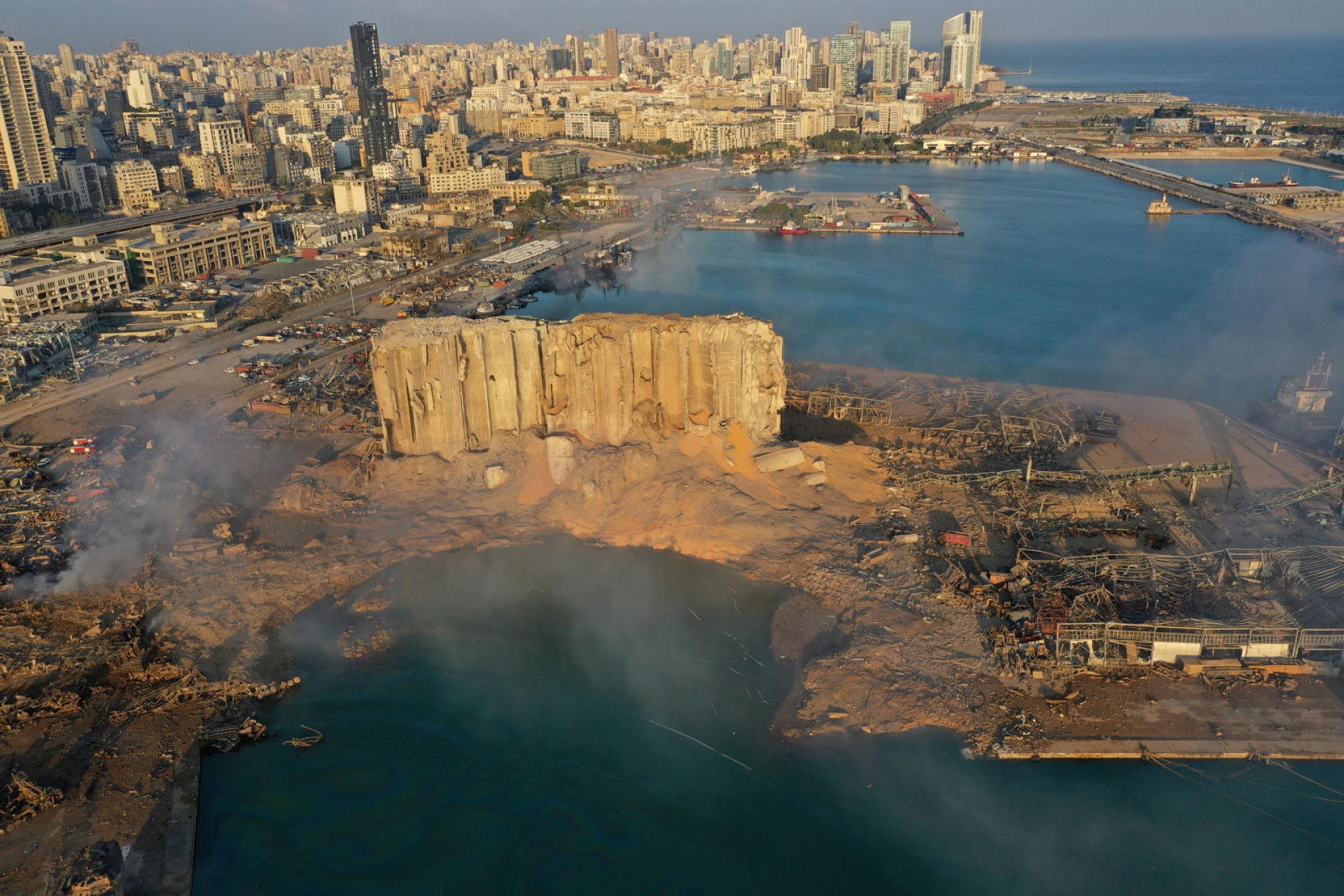 ¿Por qué la explosión de Beirut causó una nube con forma de hongo si no fue una bomba nuclear?