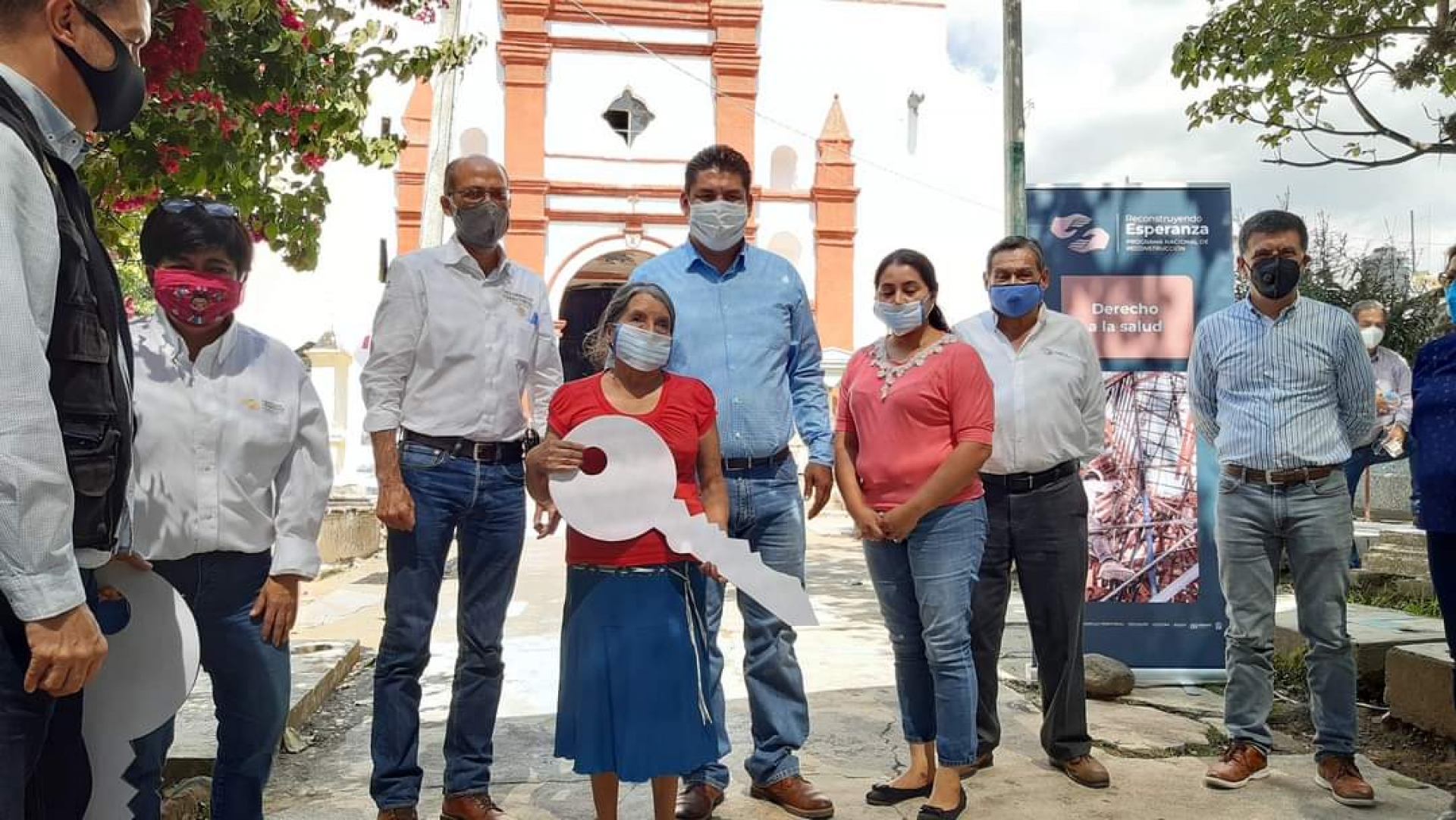 Entregan viviendas a damnificados por sismo de 2017 en Yecapixtla