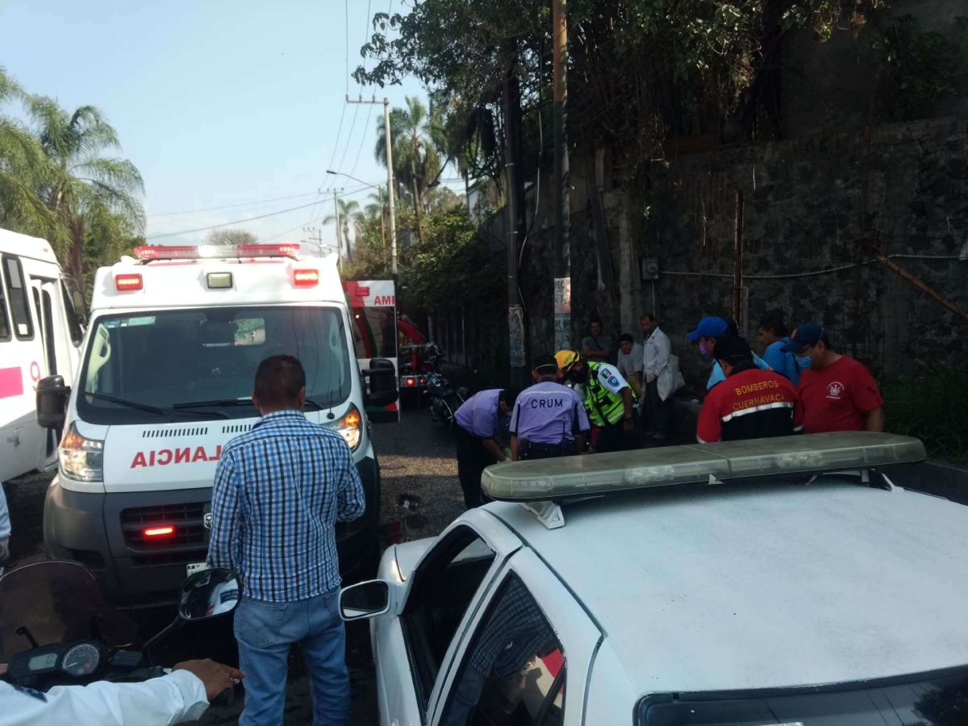 Derrapan en una moto cerca del mercado ALM