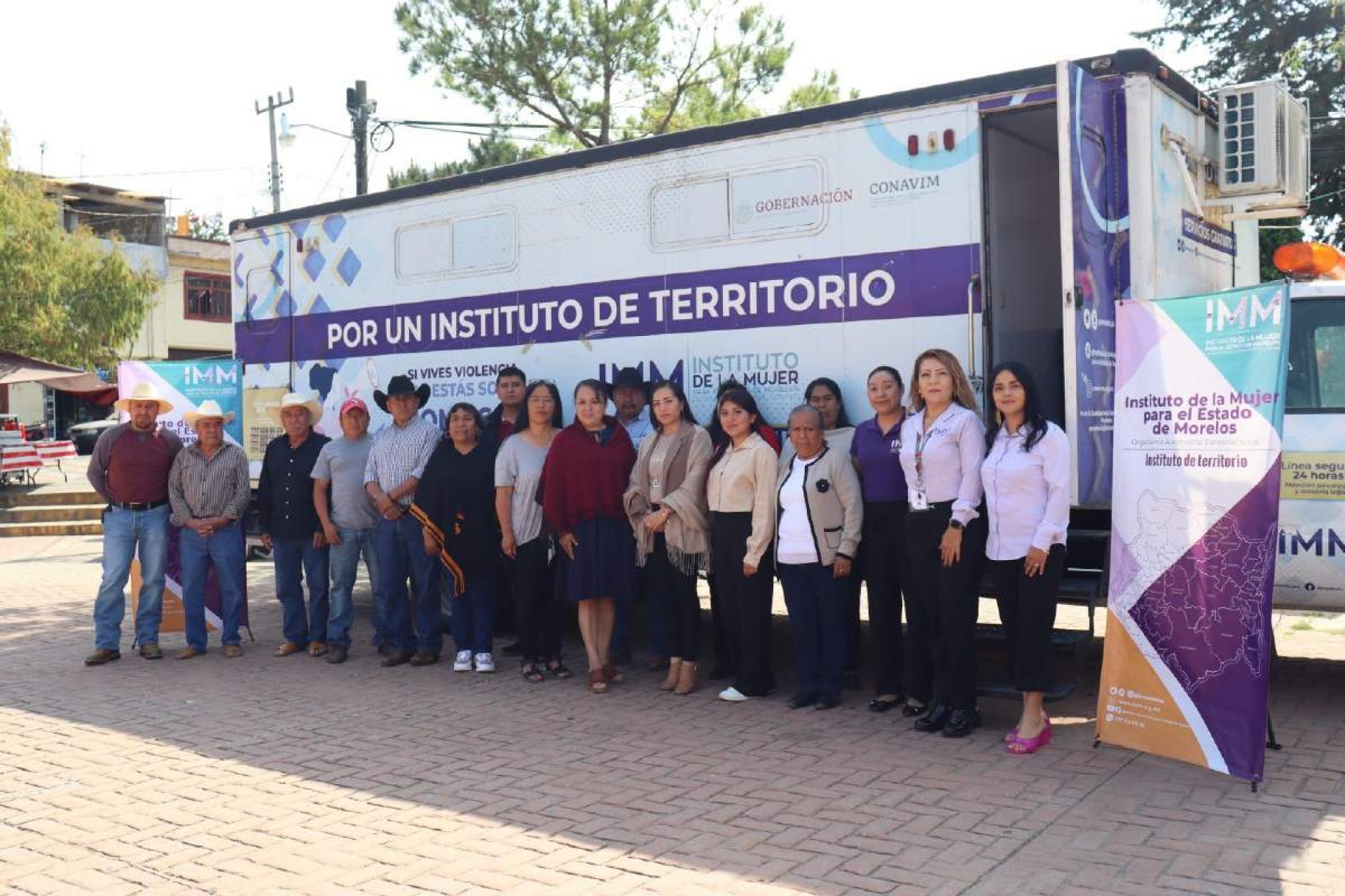 Llevan Unidad Móvil del IMM a Hueyapan
