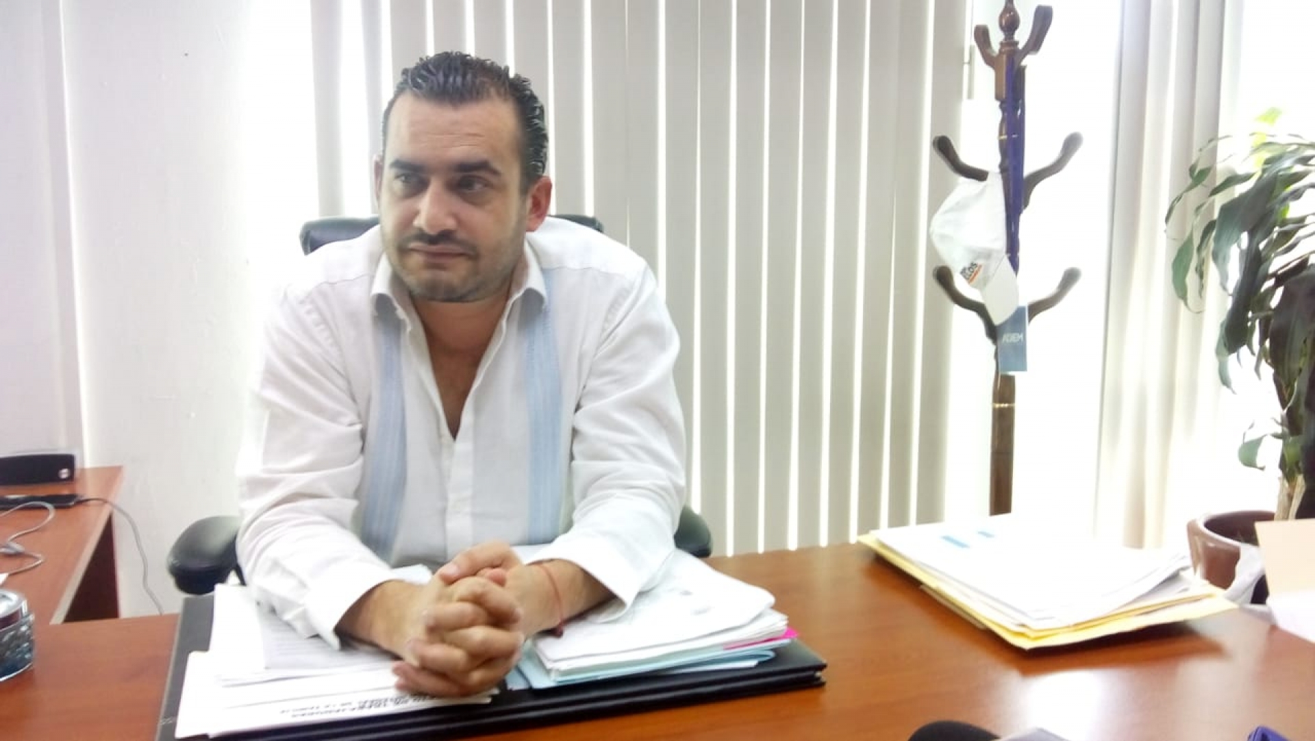 Llaman a alcaldes a evitar despidos masivos