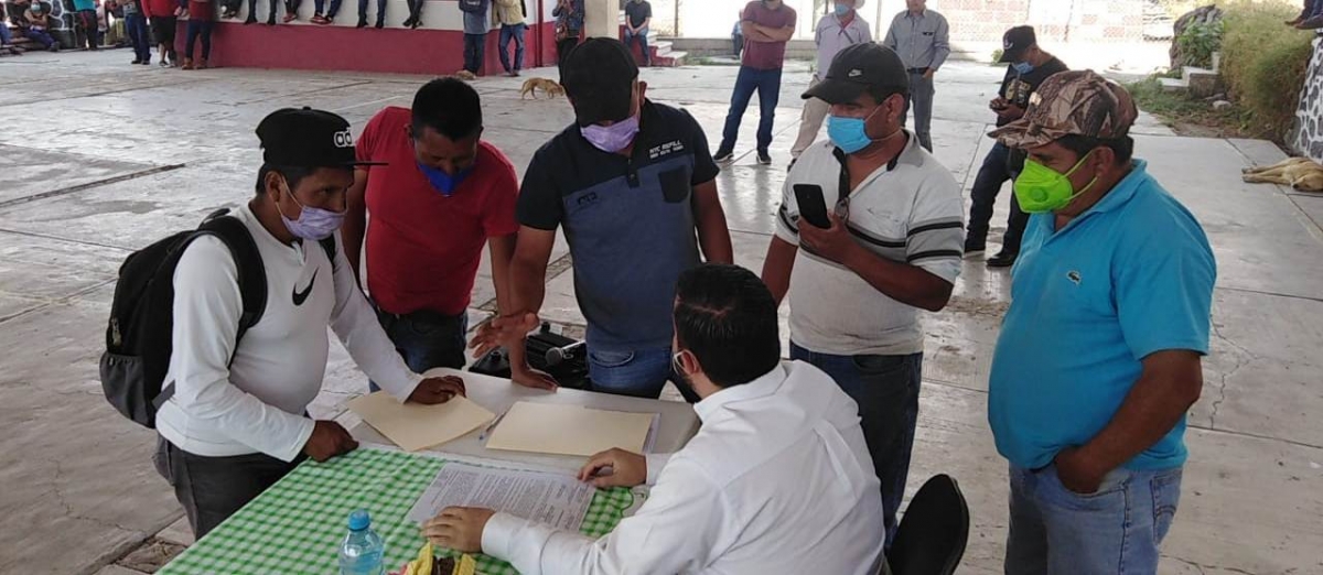 Atiende Secretaría de Gobierno a pobladores de San Pedro Tlalmimilulpan