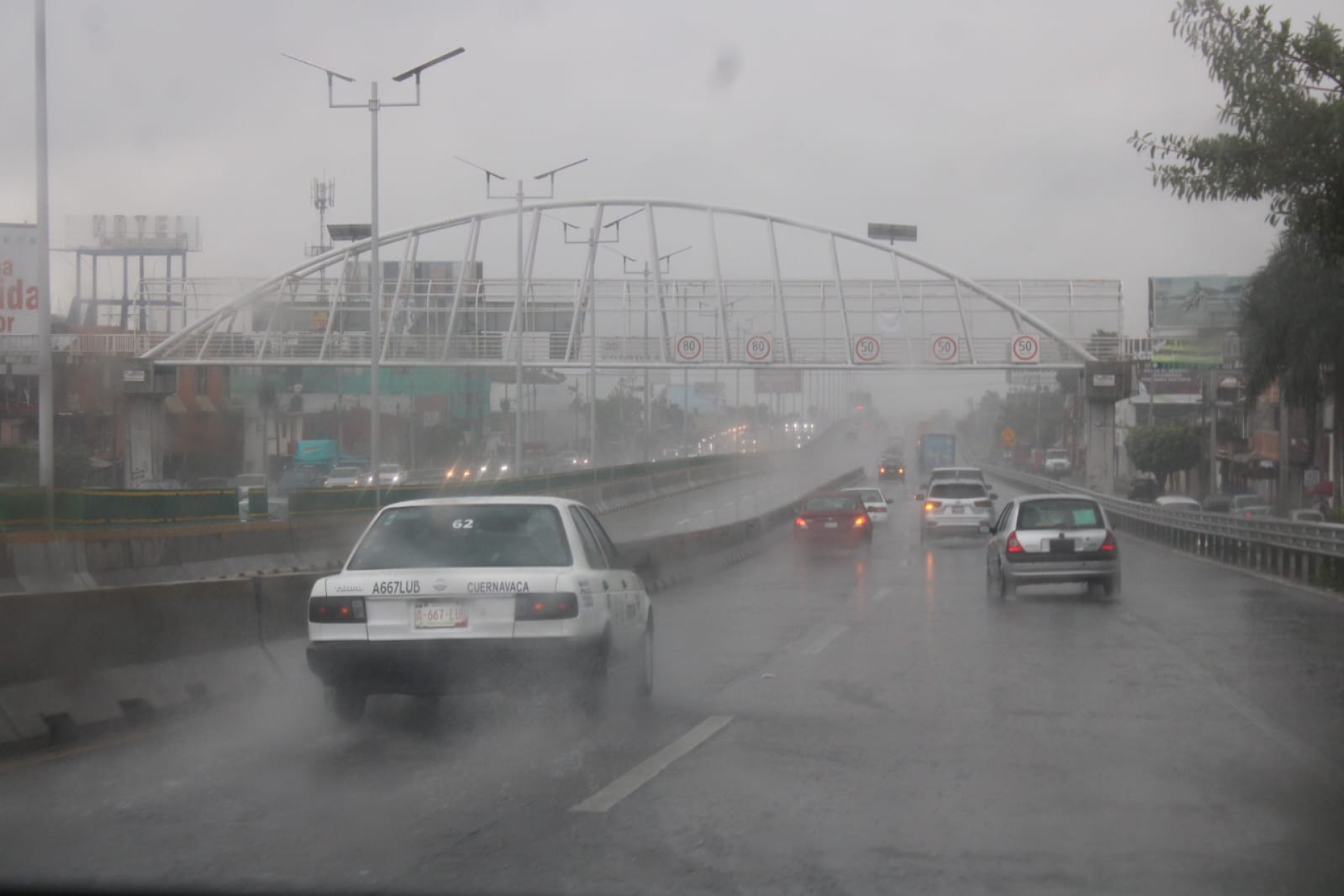 Semana con cielo nublado y lluvia para Morelos
