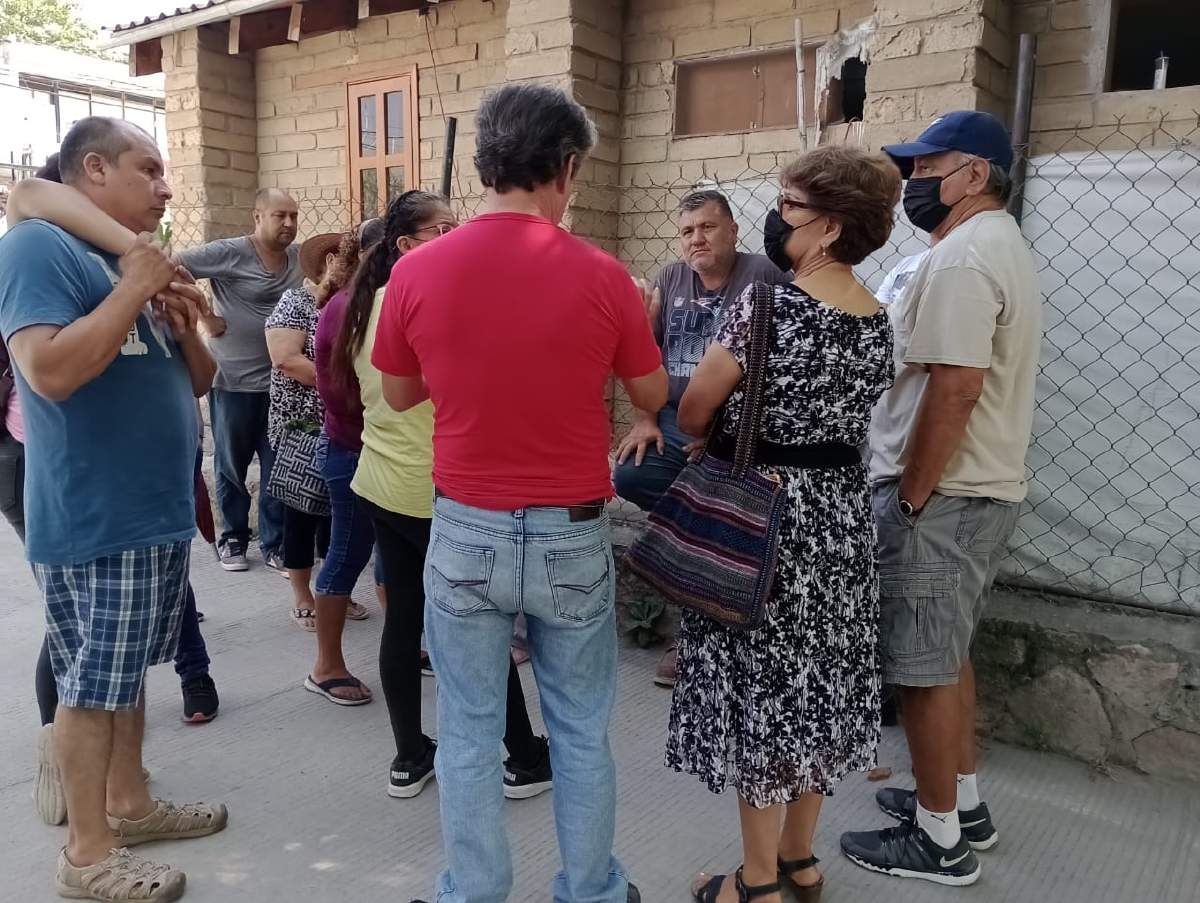 Cumplen un mes sin agua en la colonia Valle del Sol de Zacatepec