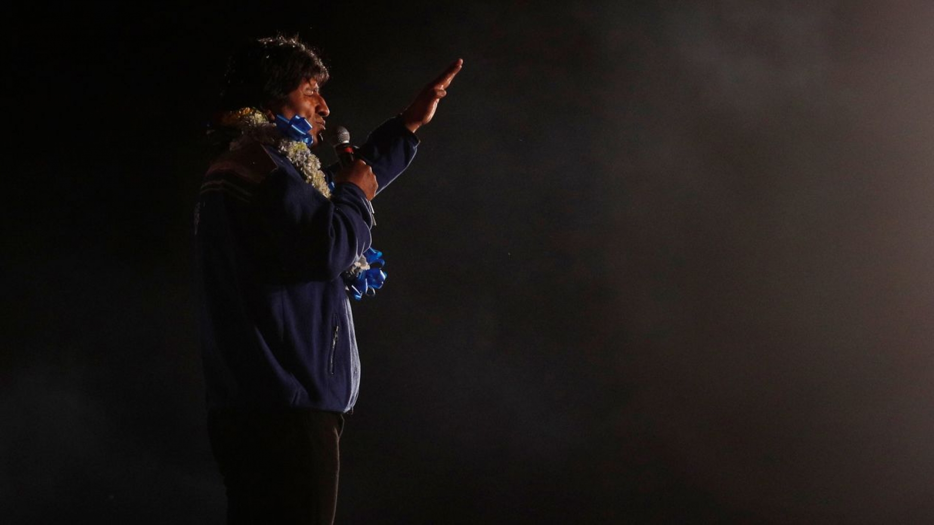 Evo Morales pierde hegemonía política en primera vuelta de elecciones en Bolivia
