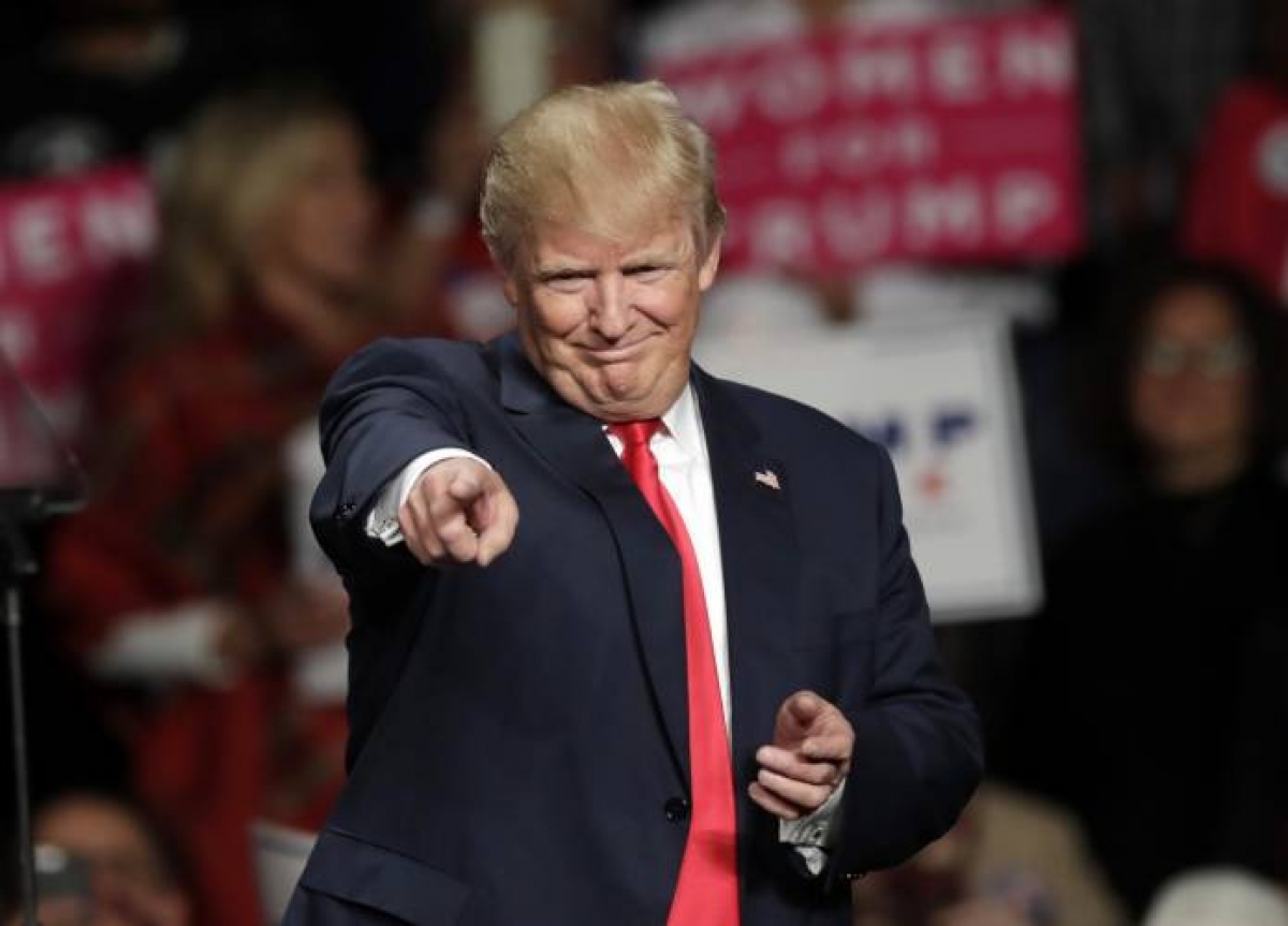 Trump agradece a Ford por cancelar planta en México