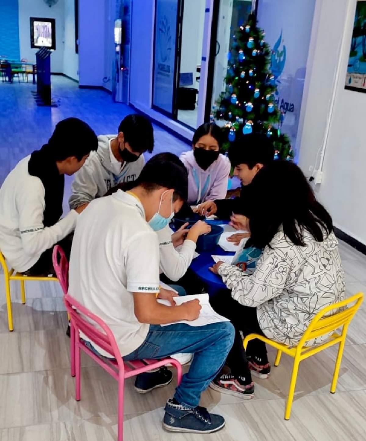 Disfrutan niñas, niños y adolescentes actividades en pro del cuidado