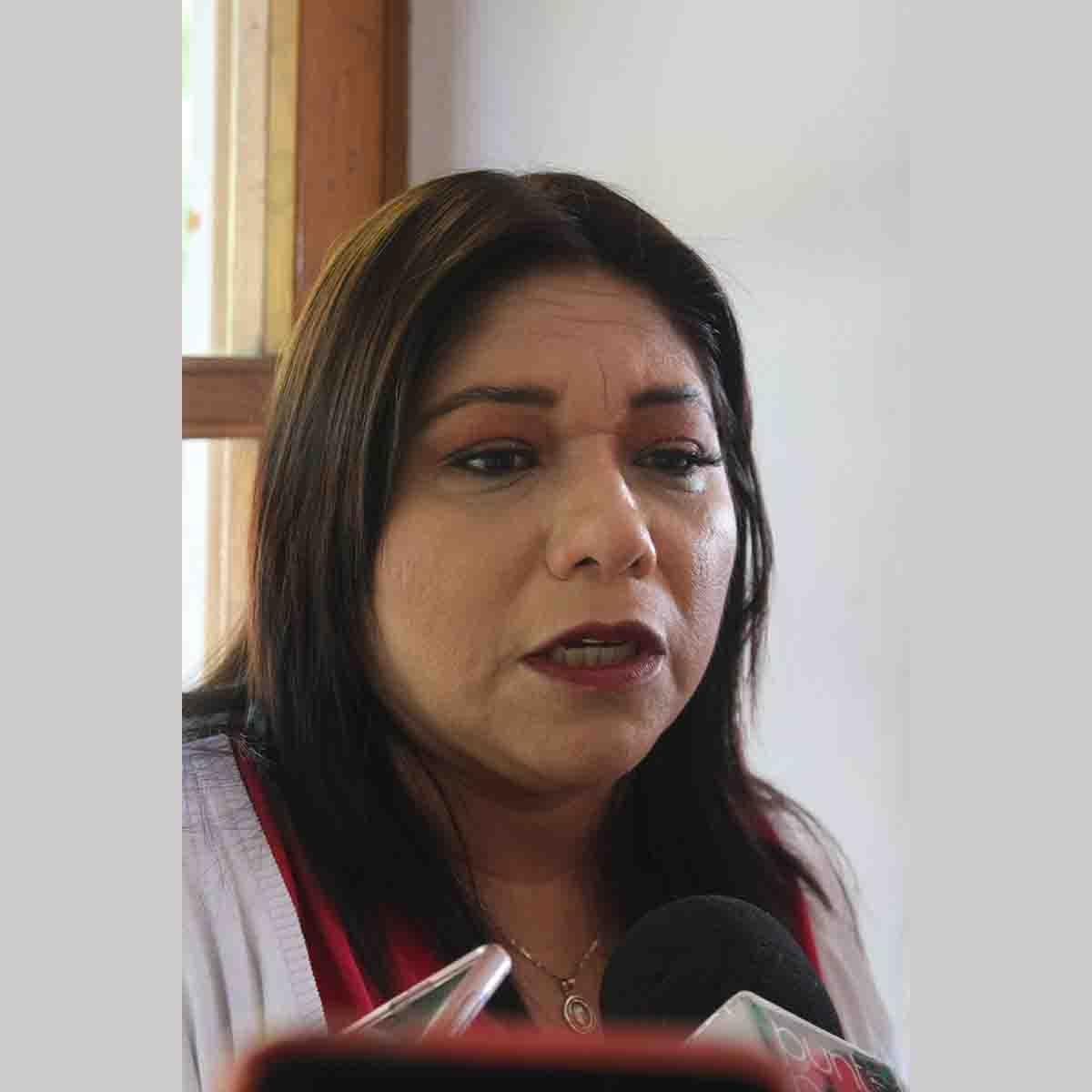 Tania Valentina bloqueó  más de ochenta pensiones