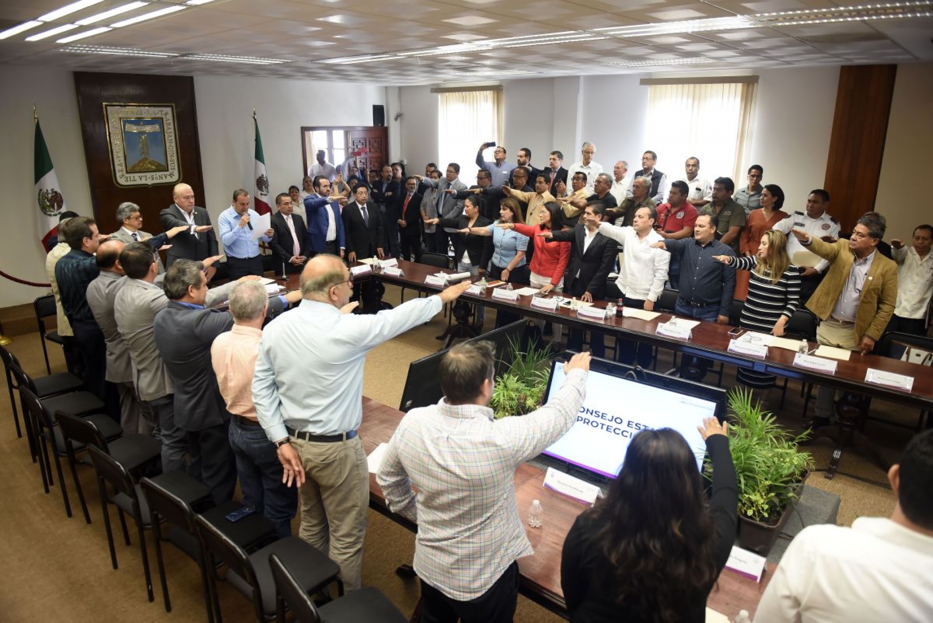 Por fin instalan el Consejo Estatal de Protección Civil