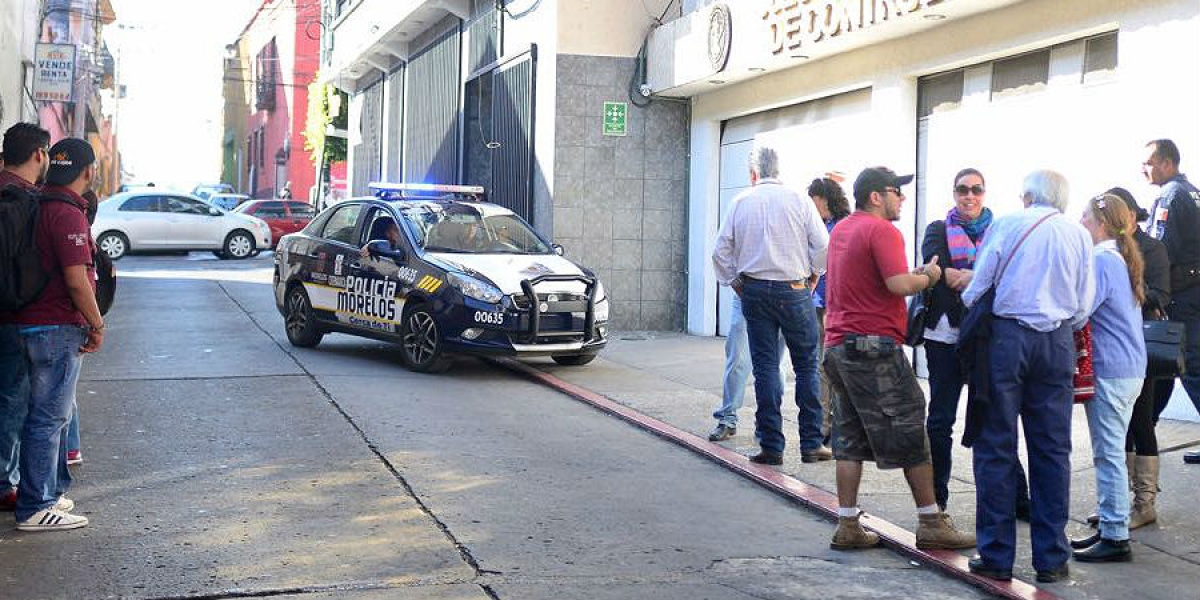 Hoy: No asiste Vera Jiménez a audiencia en juzgados; presentan justificante médico