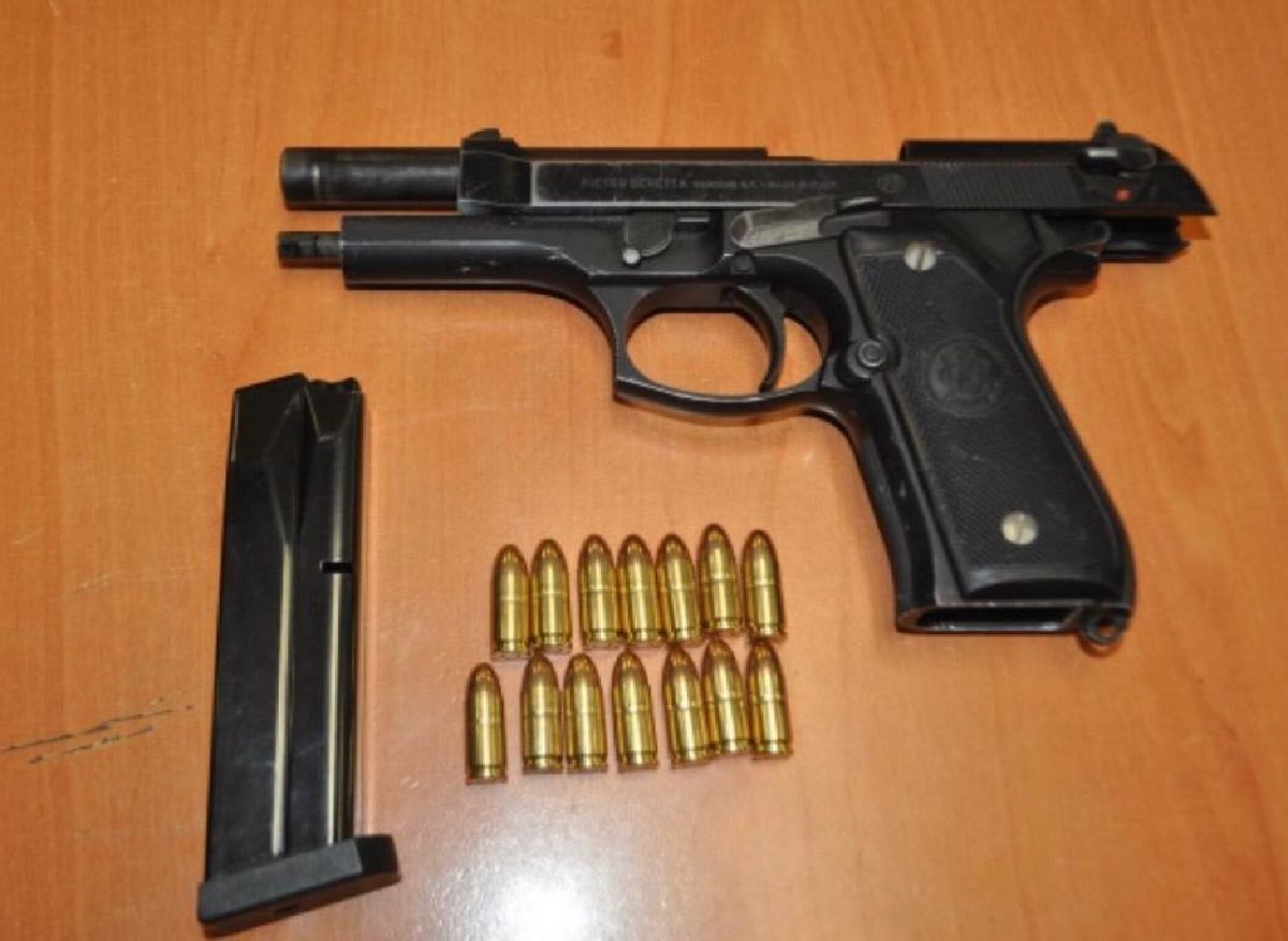 Atrapan a un joven armado en San Antón