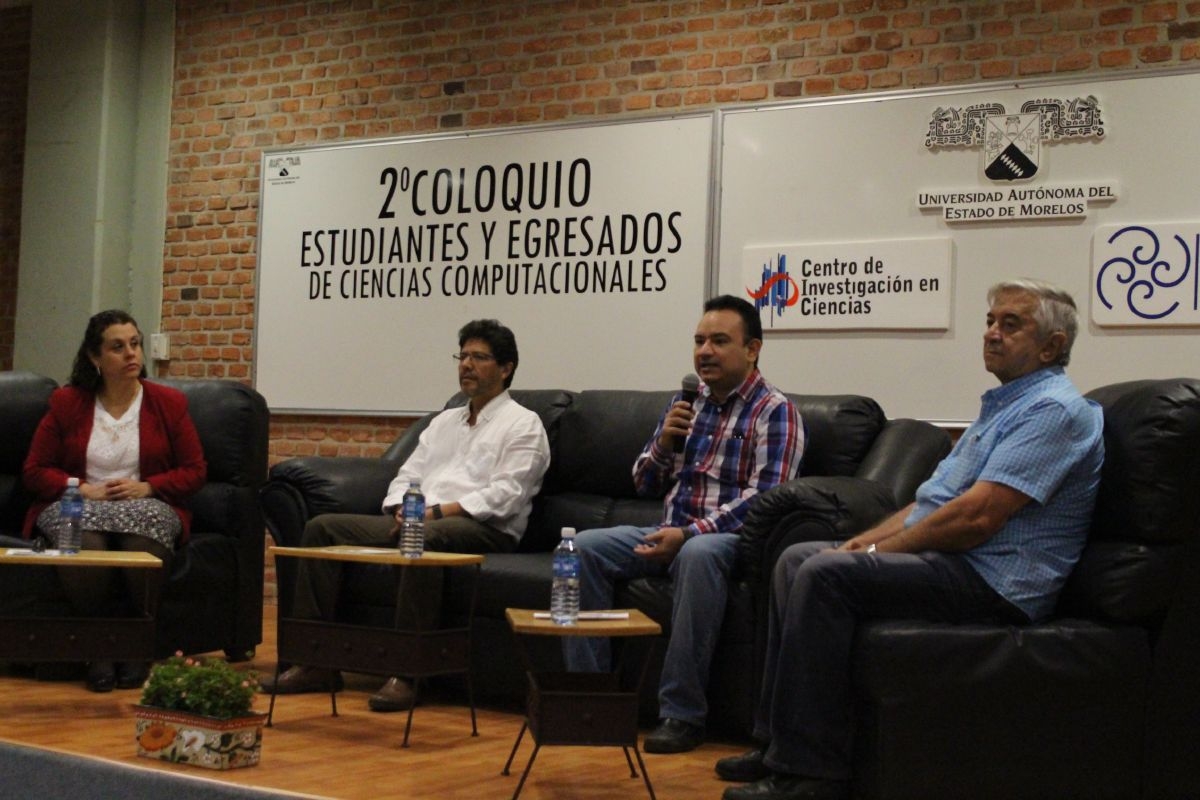 Egresados comparten experiencias con alumnos de Licenciatura en Ciencias de la UAEM