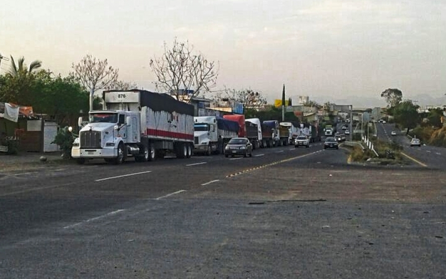 El gobierno del estado reconoce que autorizó recibir dos mil toneladas diarias de basura de la Ciudad de México