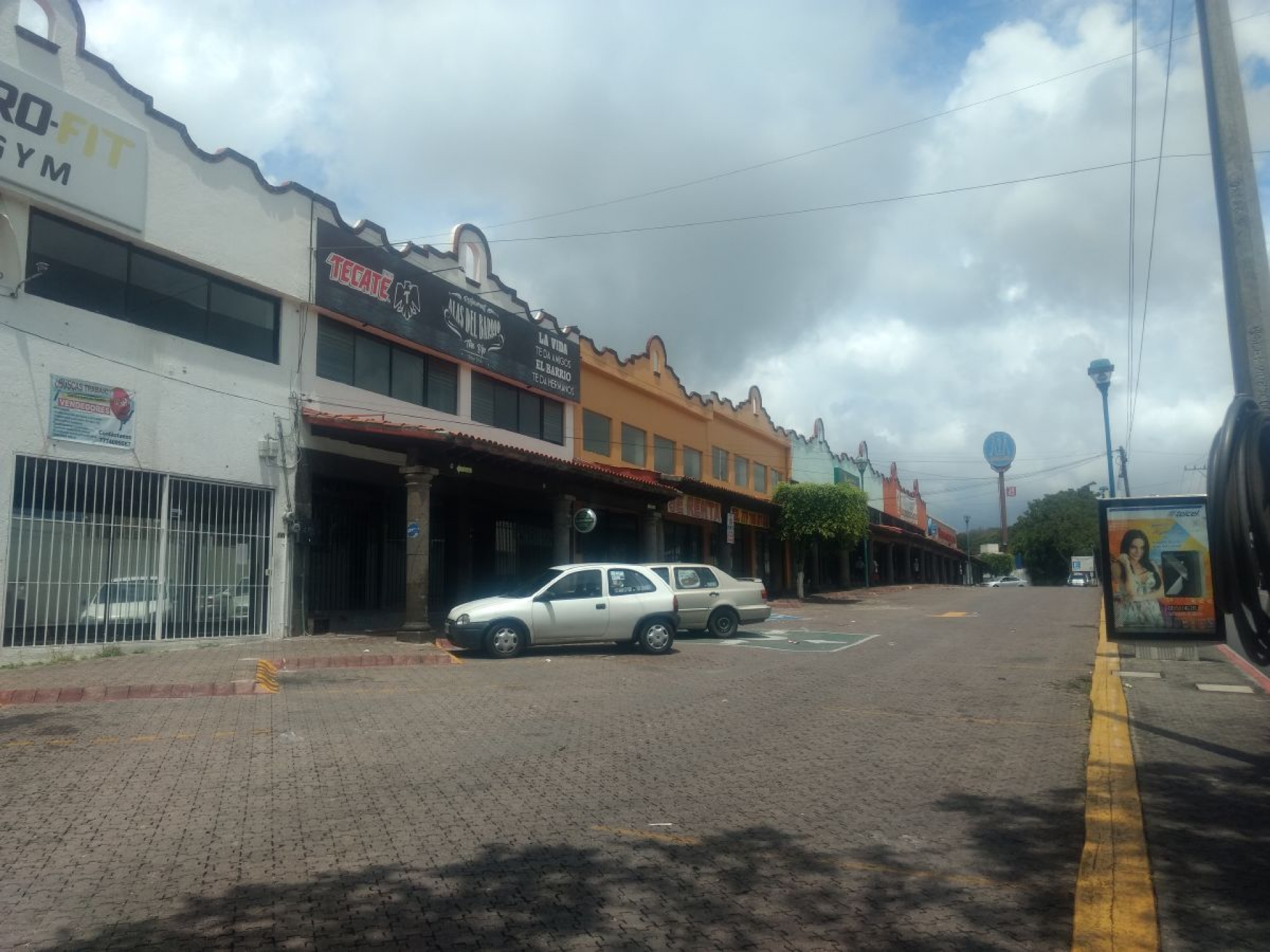 Acribillan a taxista