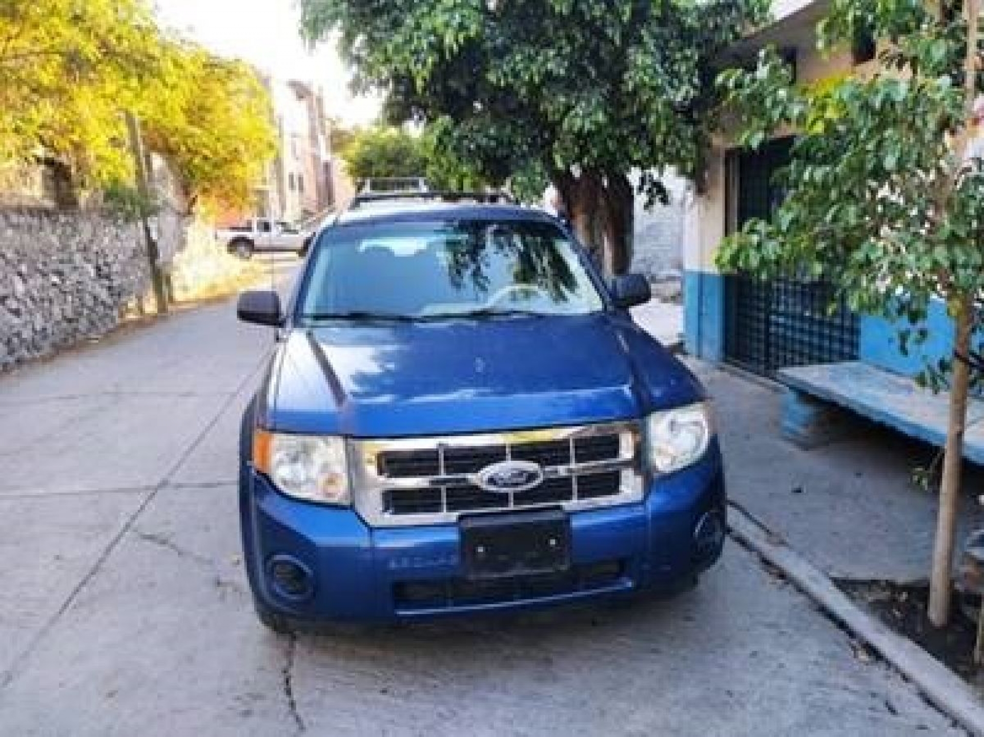 Abandonan en Jojutla una camioneta robada