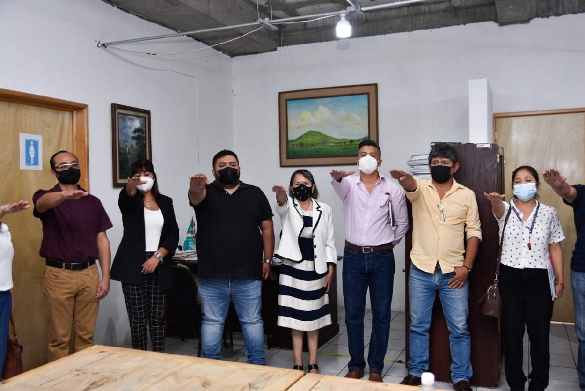 Rinden protesta 13 titulares de área en Jojutla