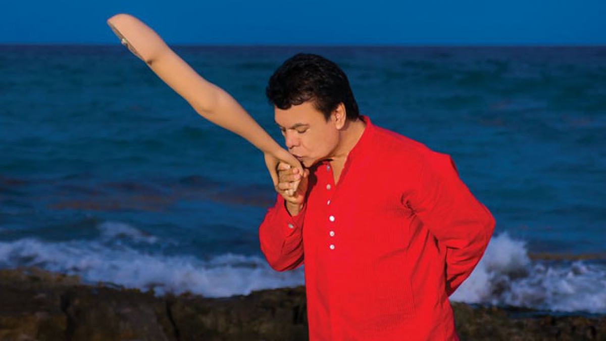 Juan Gabriel volvió a los escenarios… en forma de “holograma”