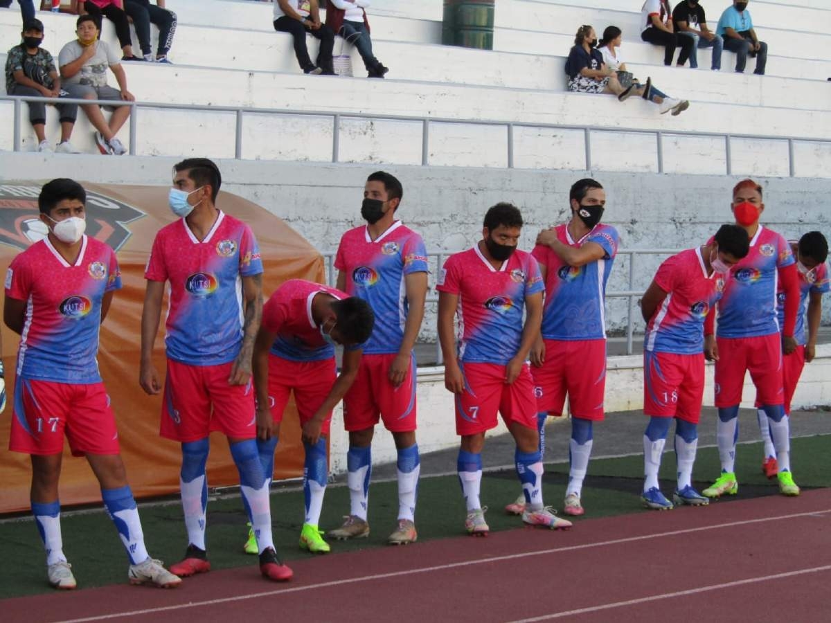 Sporting Canamy y Escorpiones FC pelean codo a codo