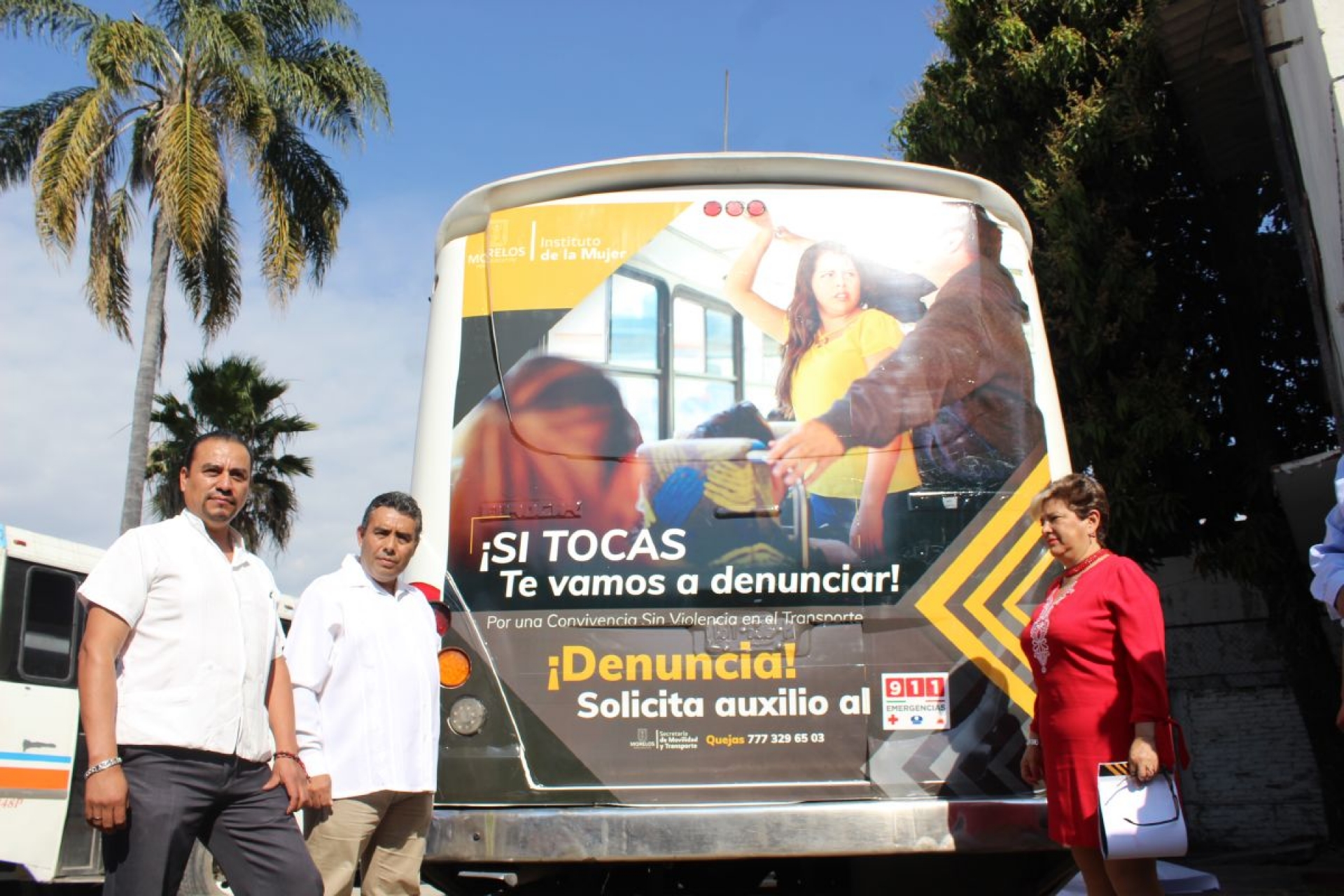 Publicidad en “rutas” y taxis sólo está autorizada en parte trasera del vehículo