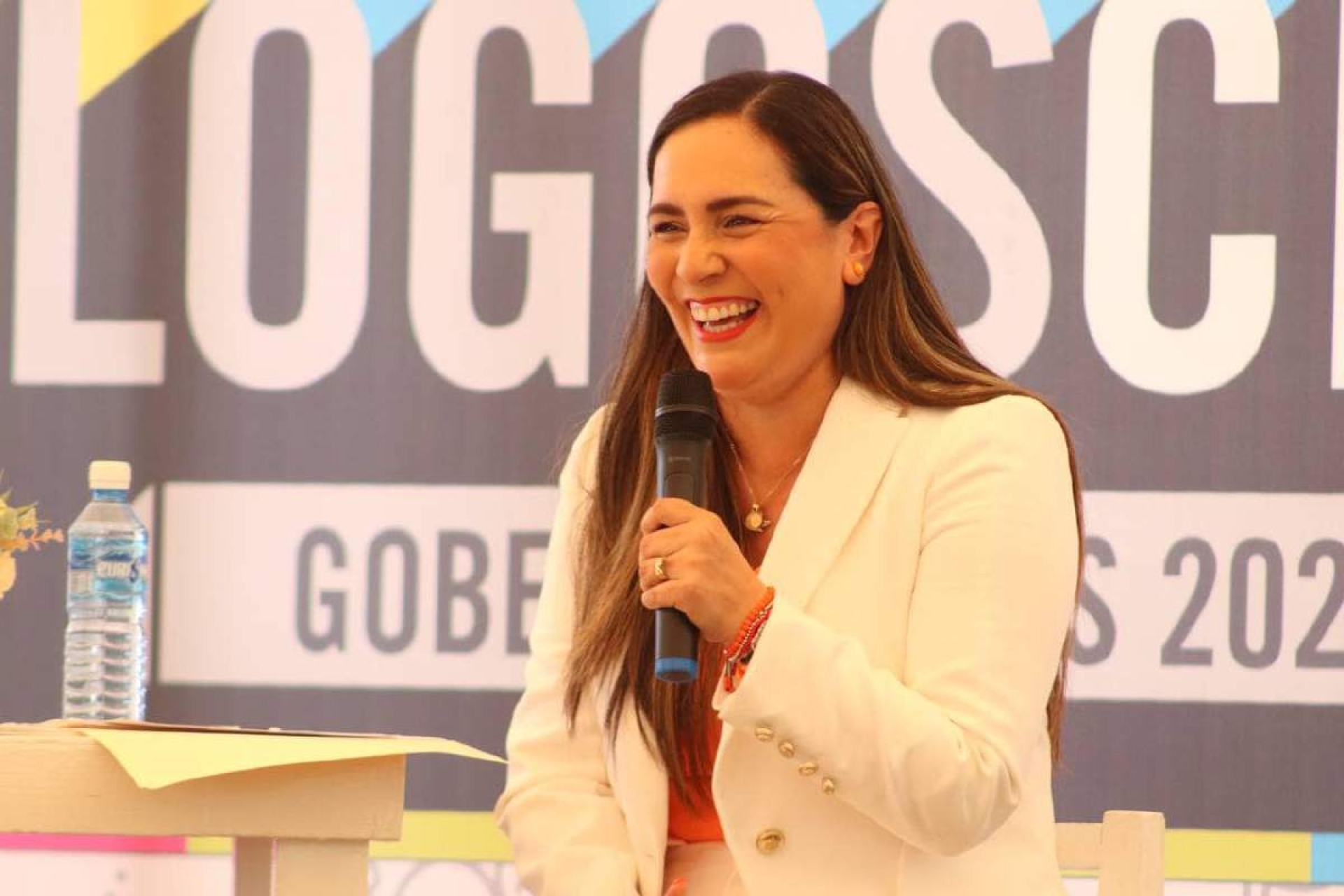Participa Jessica Ortega en los 'Diálogos Ciudadanos' de la Coparmex