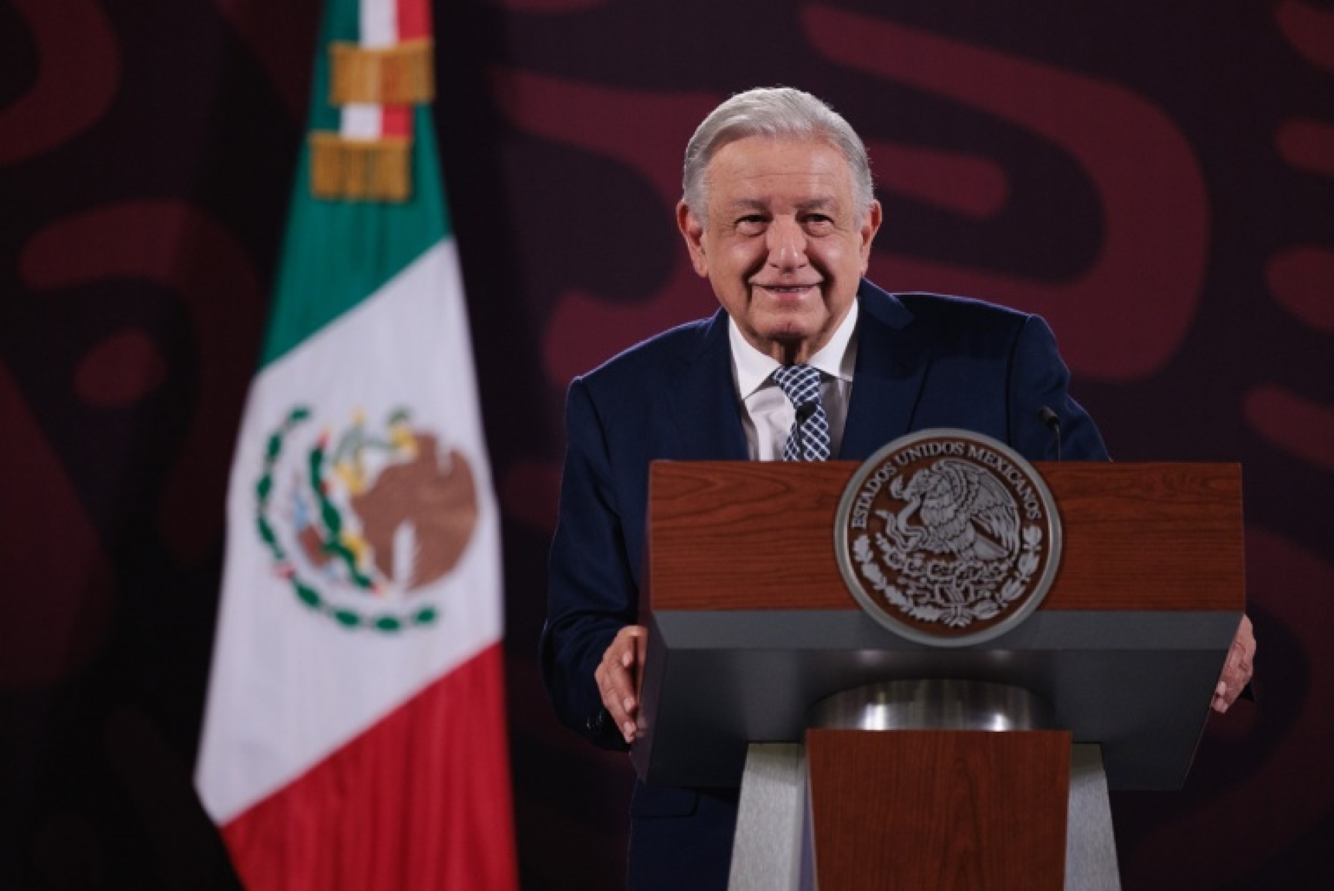 'No tengo pruebas' contra el Ejército en caso Ayotzinapa, insiste AMLO